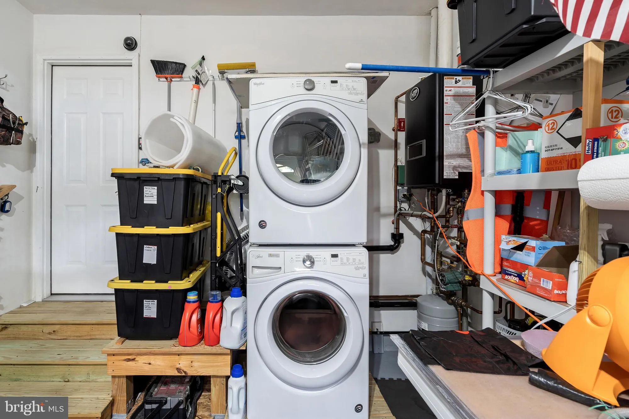 Property Slideshow image 23 of 36 | 90 westbrook dr, Toms River, NJ, 08757