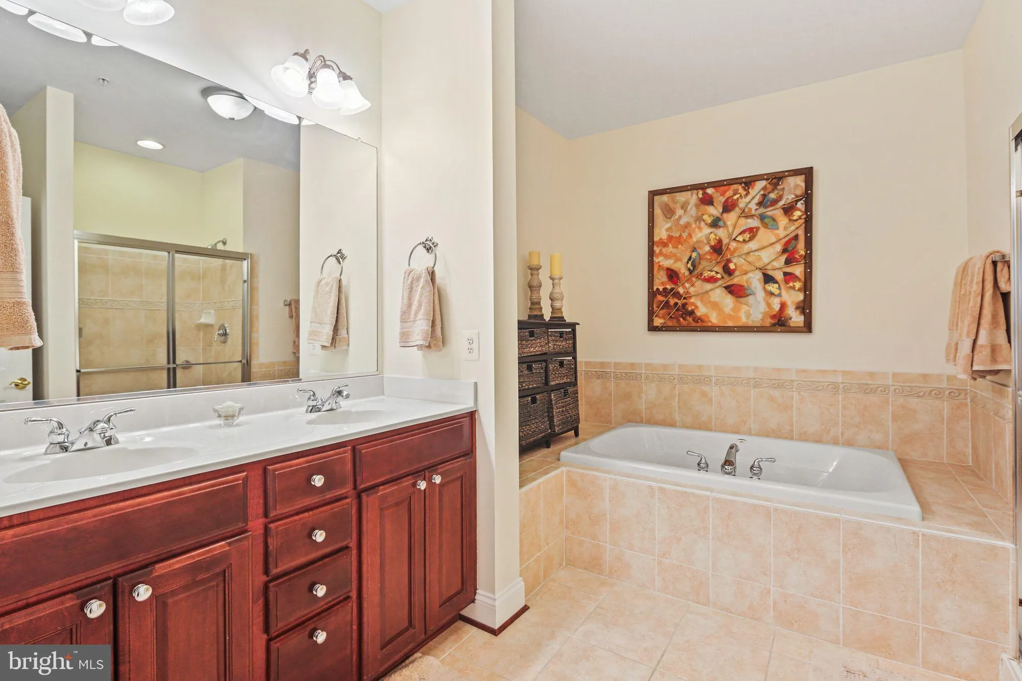 Property Slideshow image 16 of 33 | 8820 shining oceans way unit 207, Columbia, MD, 21045