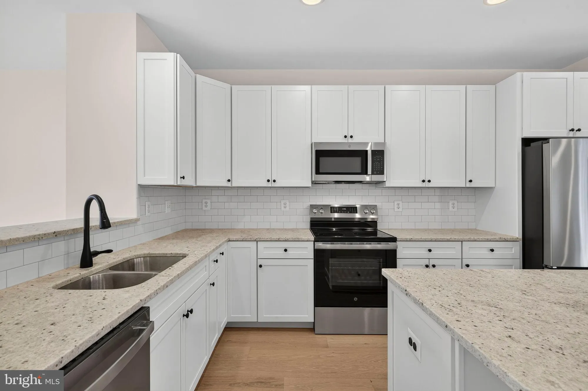 Property Slideshow image 6 of 50 | 182 trout lily dr, Lake Frederick, VA, 22630