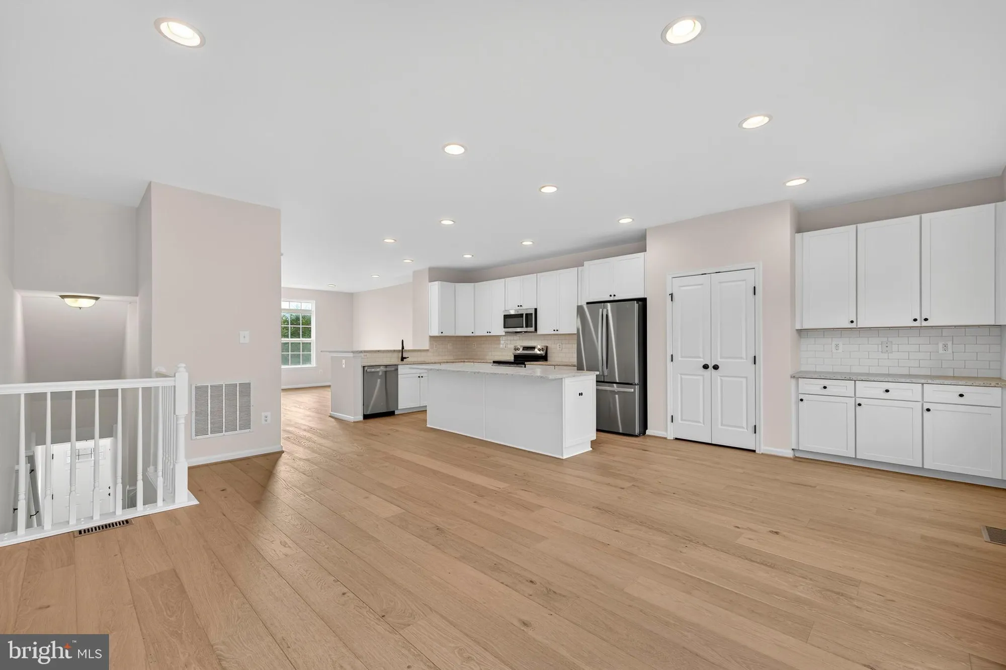 Property Slideshow image 5 of 50 | 182 trout lily dr, Lake Frederick, VA, 22630