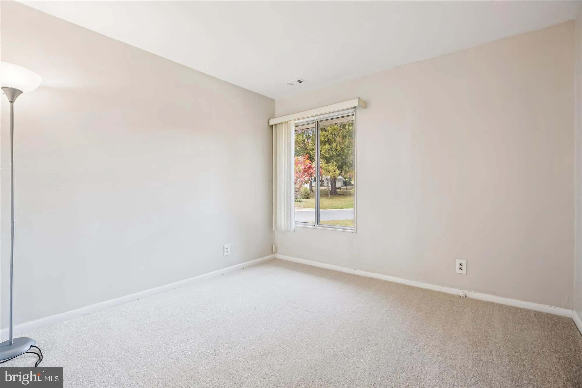 Property Slideshow image 15 of 28 | 3220 ludham dr # 196a, Silver Spring, MD, 20906