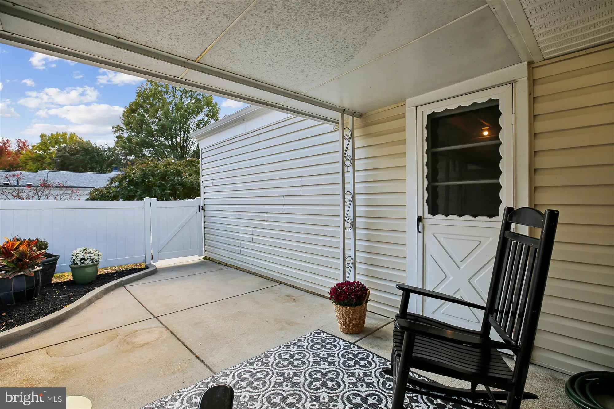 Property Slideshow image 18 of 28 | 3220 ludham dr # 196a, Silver Spring, MD, 20906
