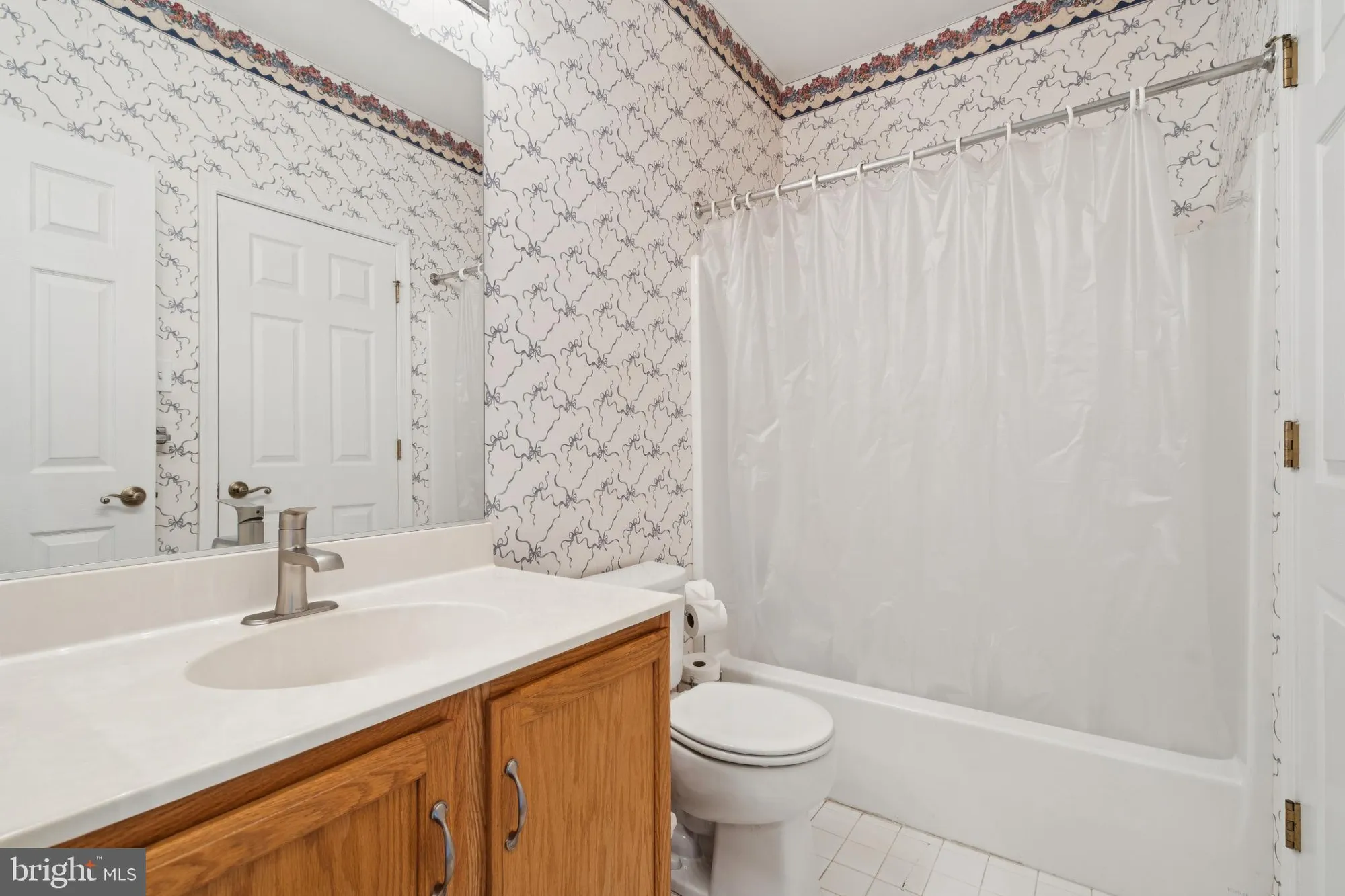 Property Slideshow image 15 of 33 | 1402 s hunting horn turn, Glen Mills, PA, 19342