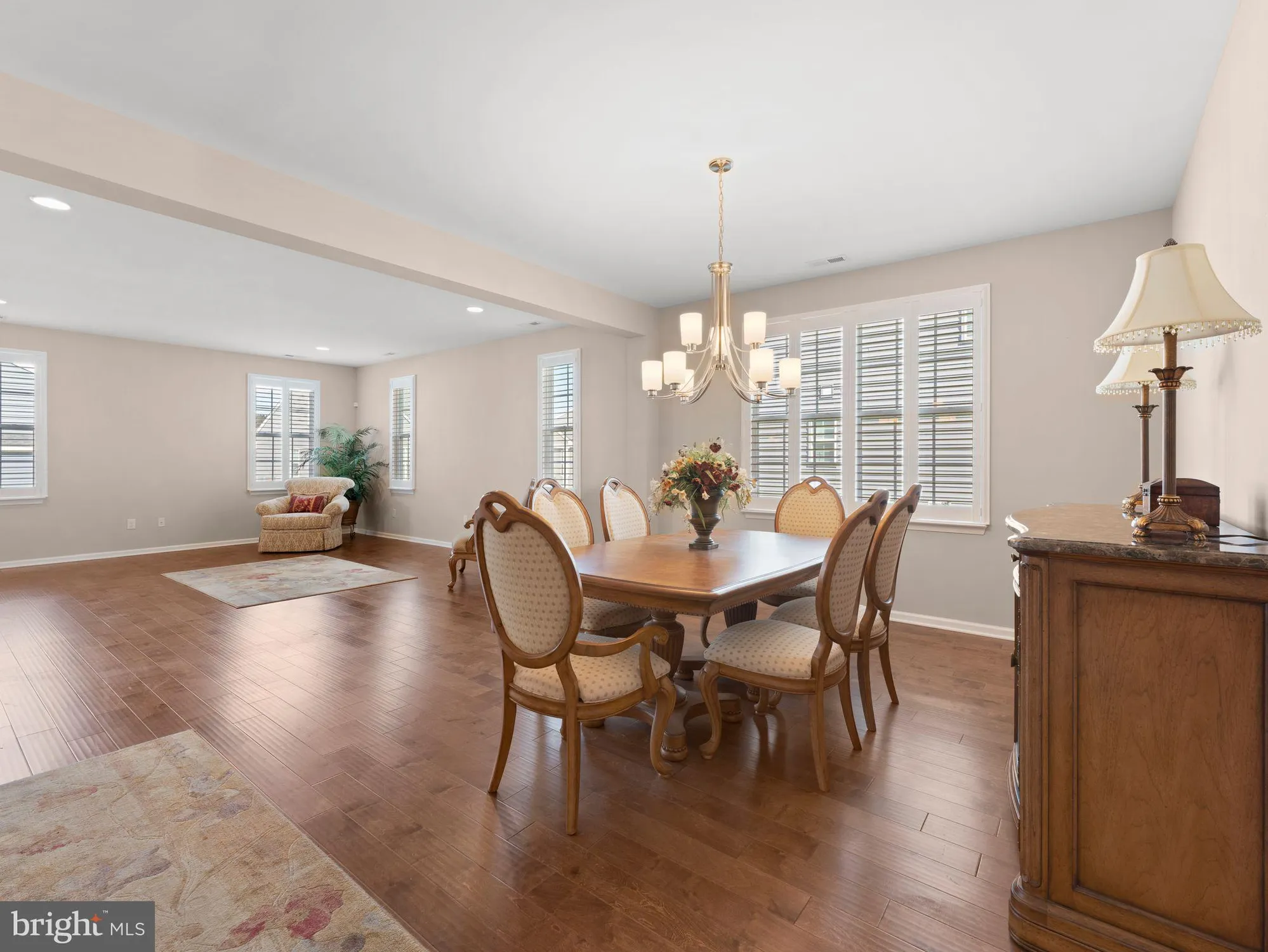 Property Slideshow image 6 of 33 | 215 kippen dr, Williamstown, NJ, 08094