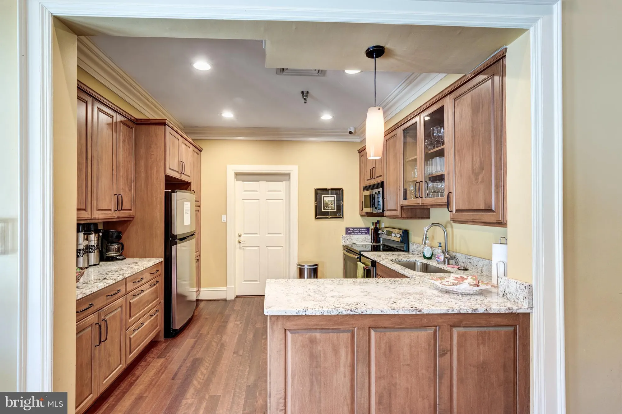 Property Slideshow image 37 of 48 | 2540 kensington gdns 406, Ellicott City, MD, 21043