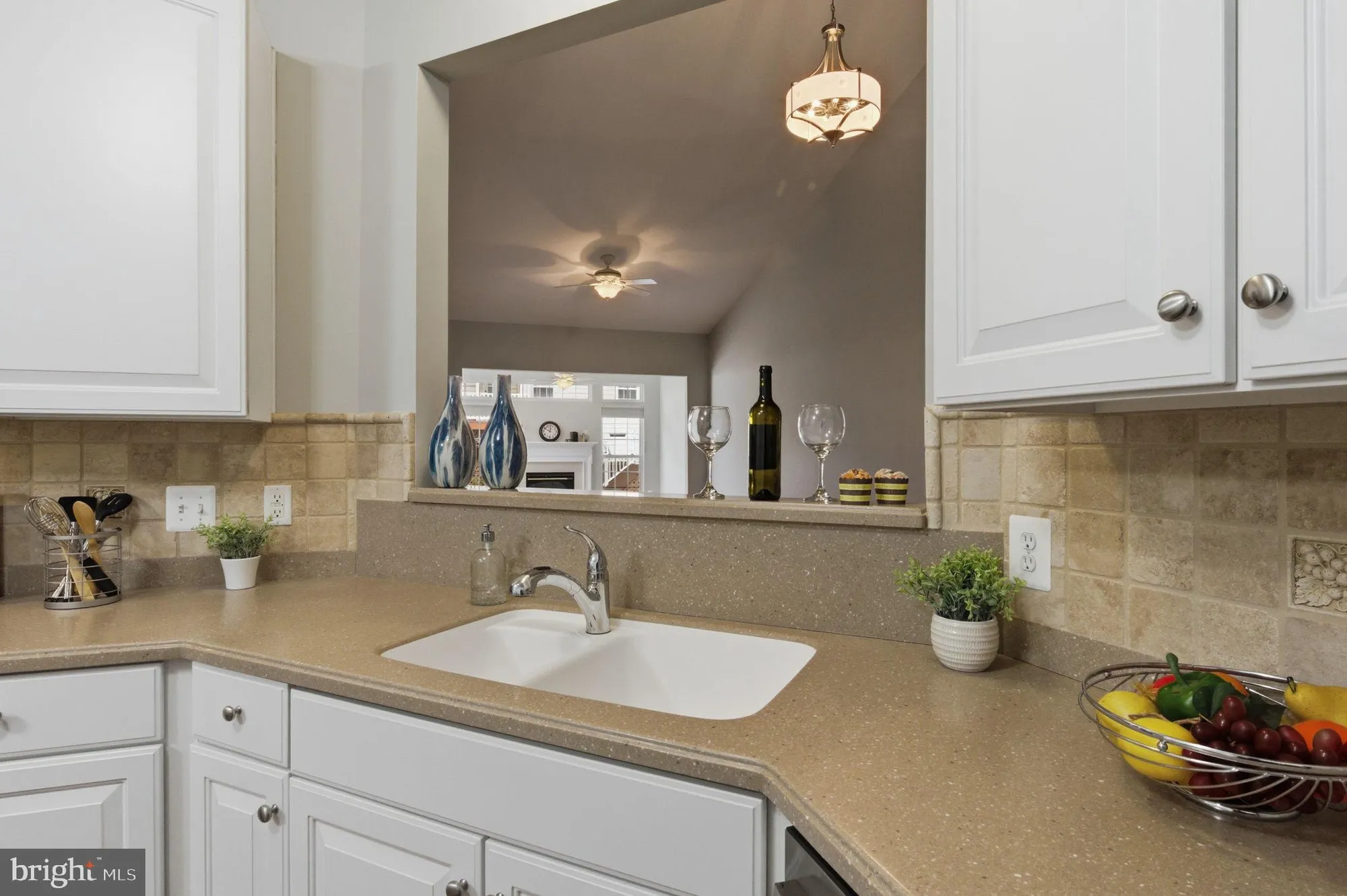 Property Slideshow image 9 of 48 | 372 cassell ct # 372, Wilmington, DE, 19803