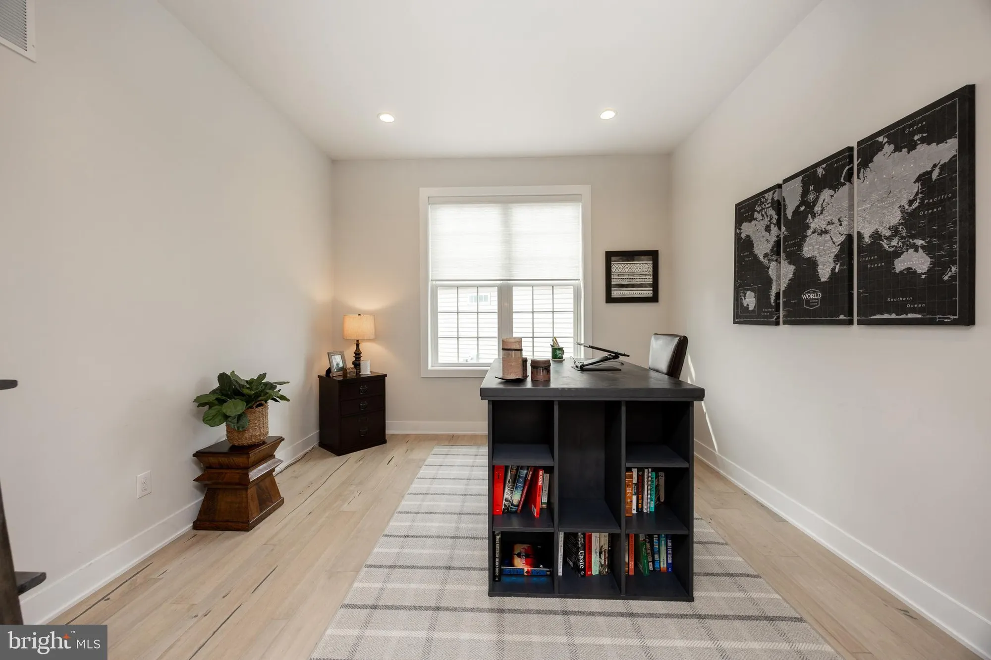 Property Slideshow image 23 of 42 | 609 metal st, Phoenixville, PA, 19460