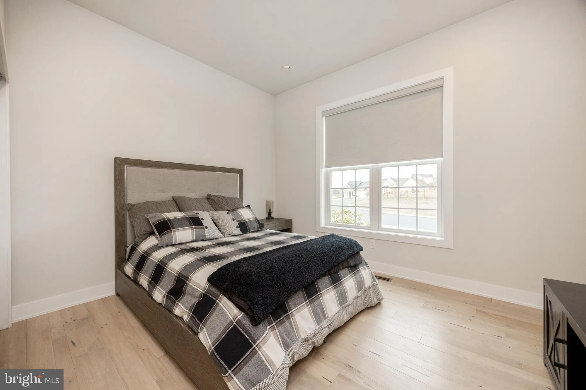 Property Slideshow image 30 of 42 | 609 metal st, Phoenixville, PA, 19460