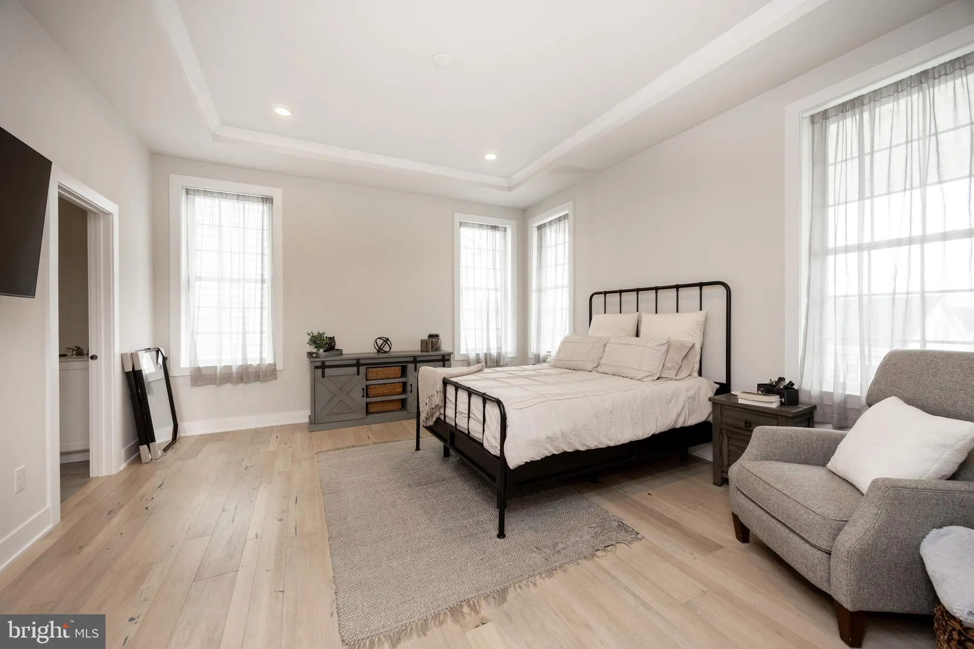 Property Slideshow image 25 of 42 | 609 metal st, Phoenixville, PA, 19460