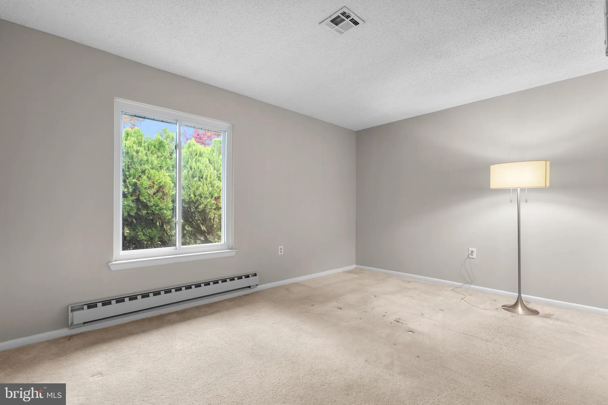 Property Slideshow image 25 of 32 | 3415 island creek ct # 131-a, Silver Spring, MD, 20906