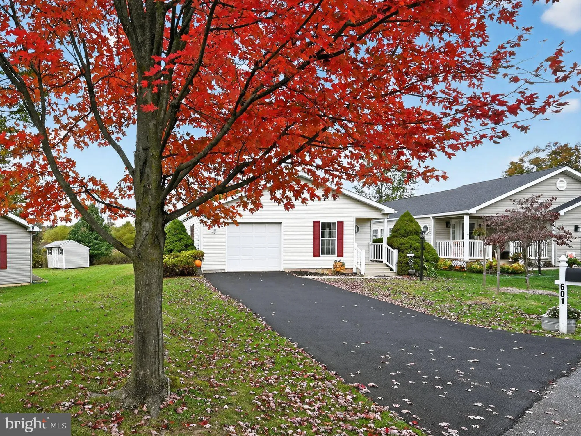 Property Slideshow image 1 of 24 | 601 village way, Royersford, PA, 19468