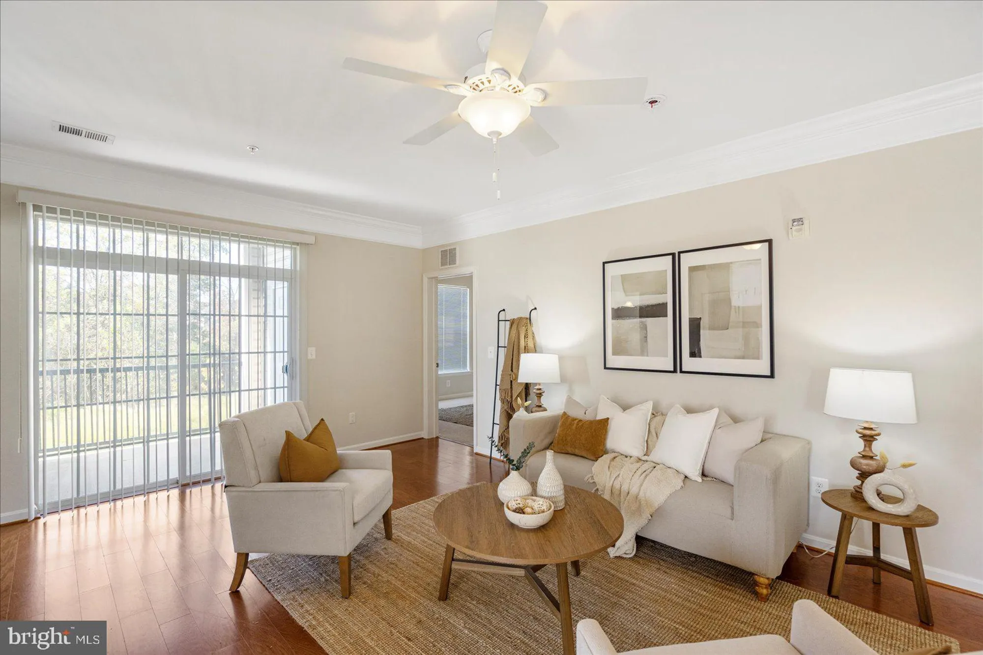 Property Slideshow image 4 of 42 | 601 quicksilver ct unit 203, Reisterstown, MD, 21136