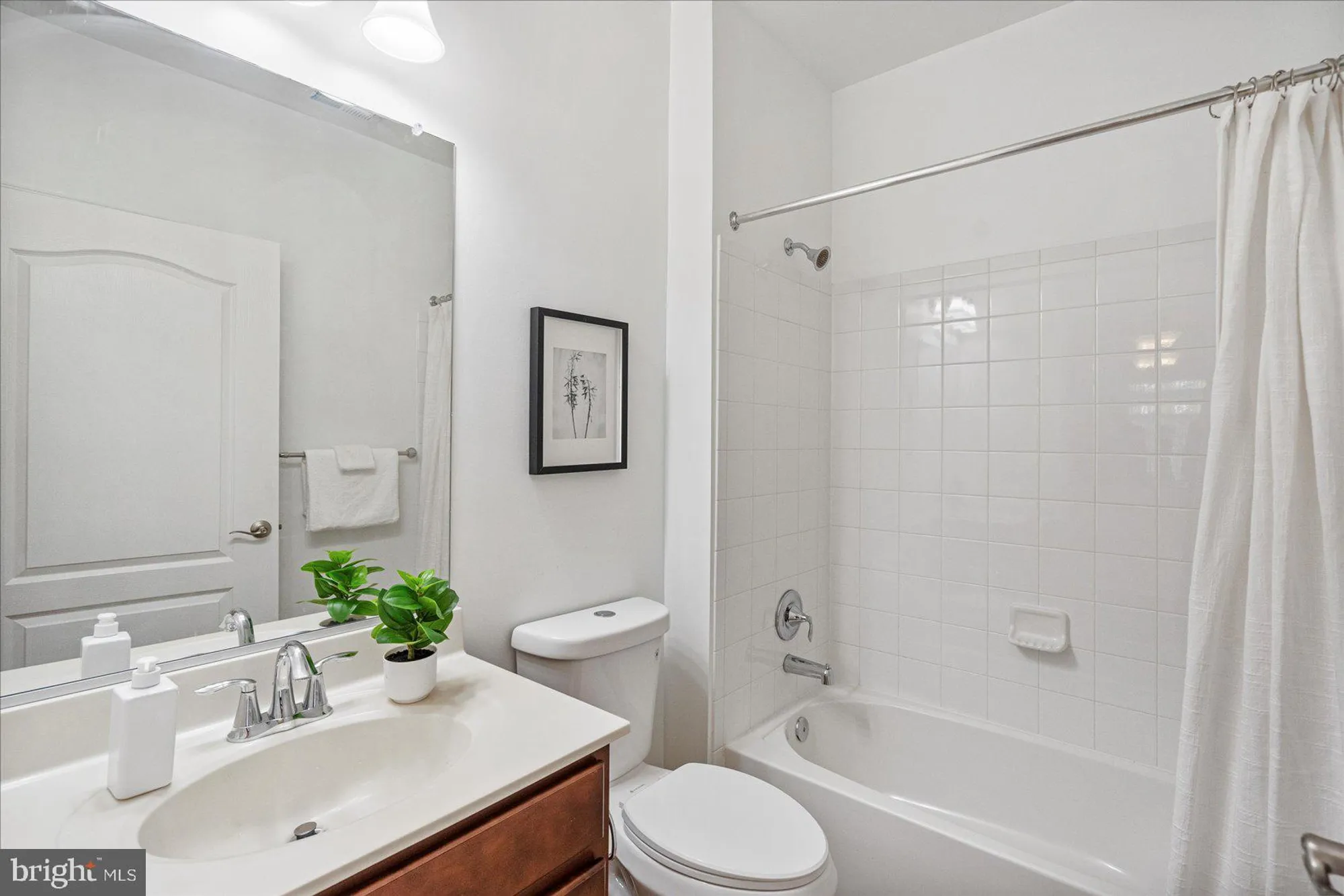 Property Slideshow image 24 of 42 | 601 quicksilver ct unit 203, Reisterstown, MD, 21136