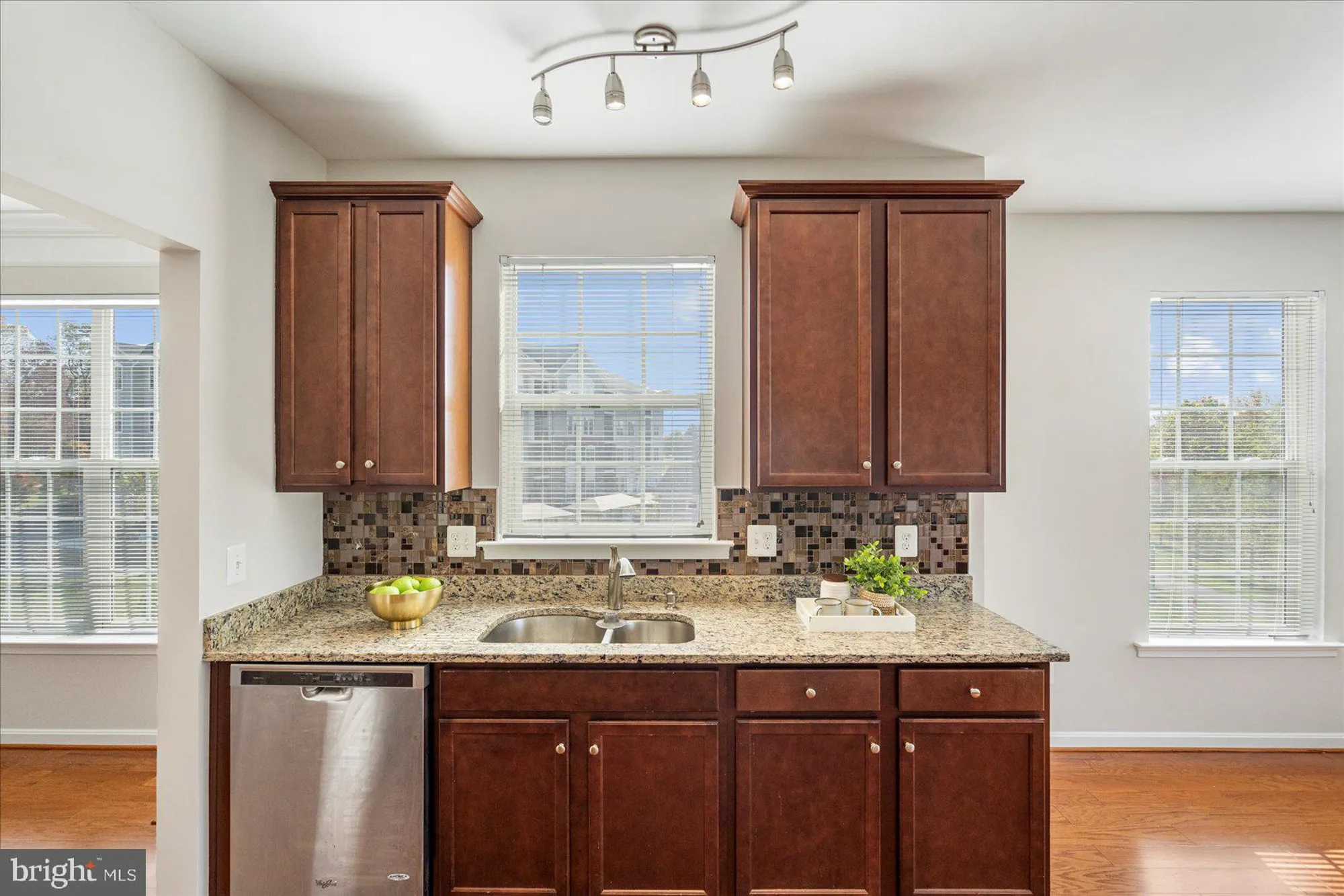 Property Slideshow image 34 of 42 | 601 quicksilver ct unit 203, Reisterstown, MD, 21136