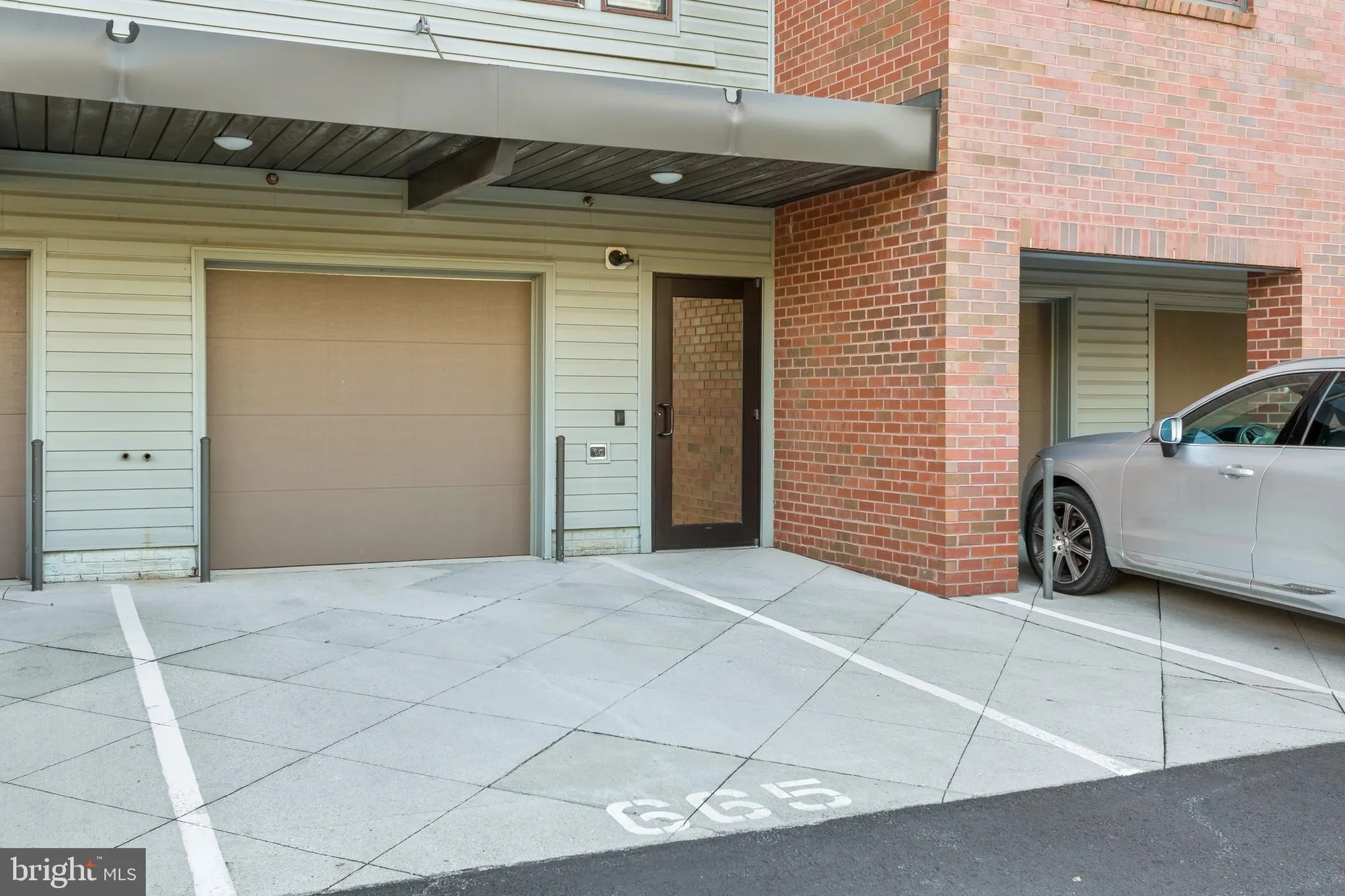 Property Slideshow image 46 of 94 | 8970 fascination ct apt 315, Lorton, VA, 22079