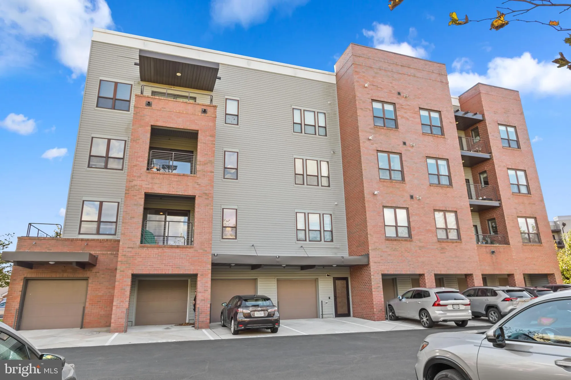 Property Slideshow image 53 of 94 | 8970 fascination ct apt 315, Lorton, VA, 22079