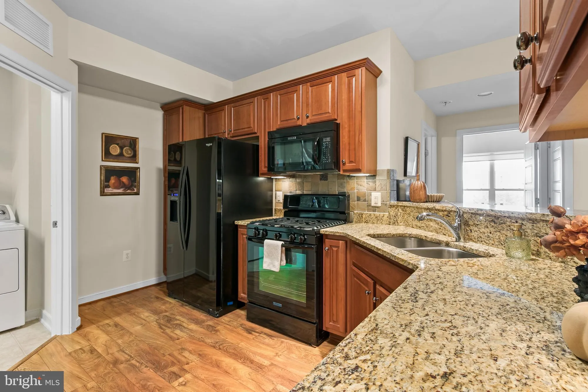 Property Slideshow image 9 of 94 | 8970 fascination ct apt 315, Lorton, VA, 22079