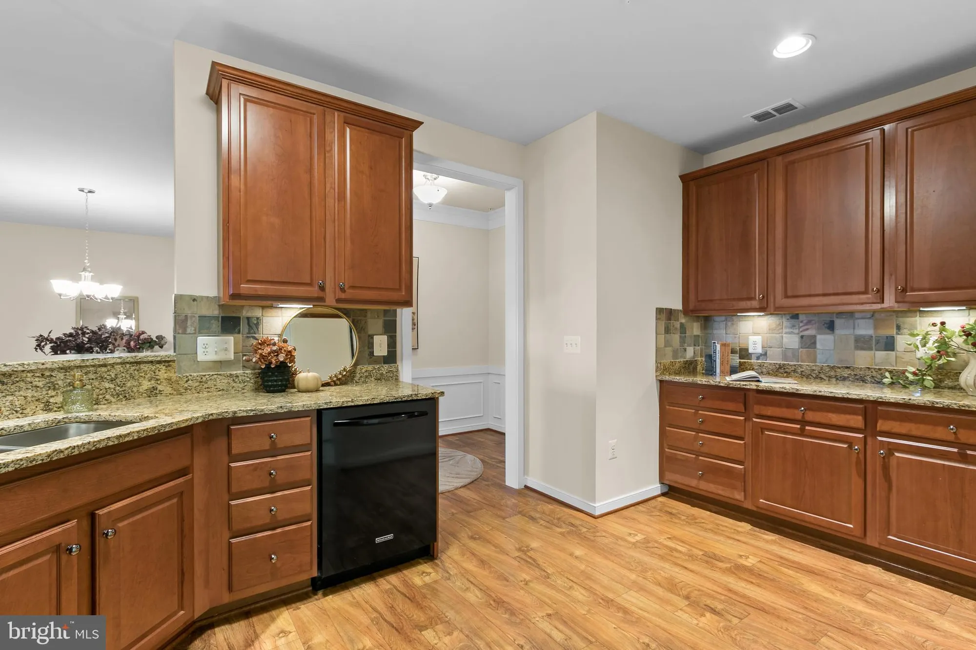 Property Slideshow image 24 of 94 | 8970 fascination ct apt 315, Lorton, VA, 22079