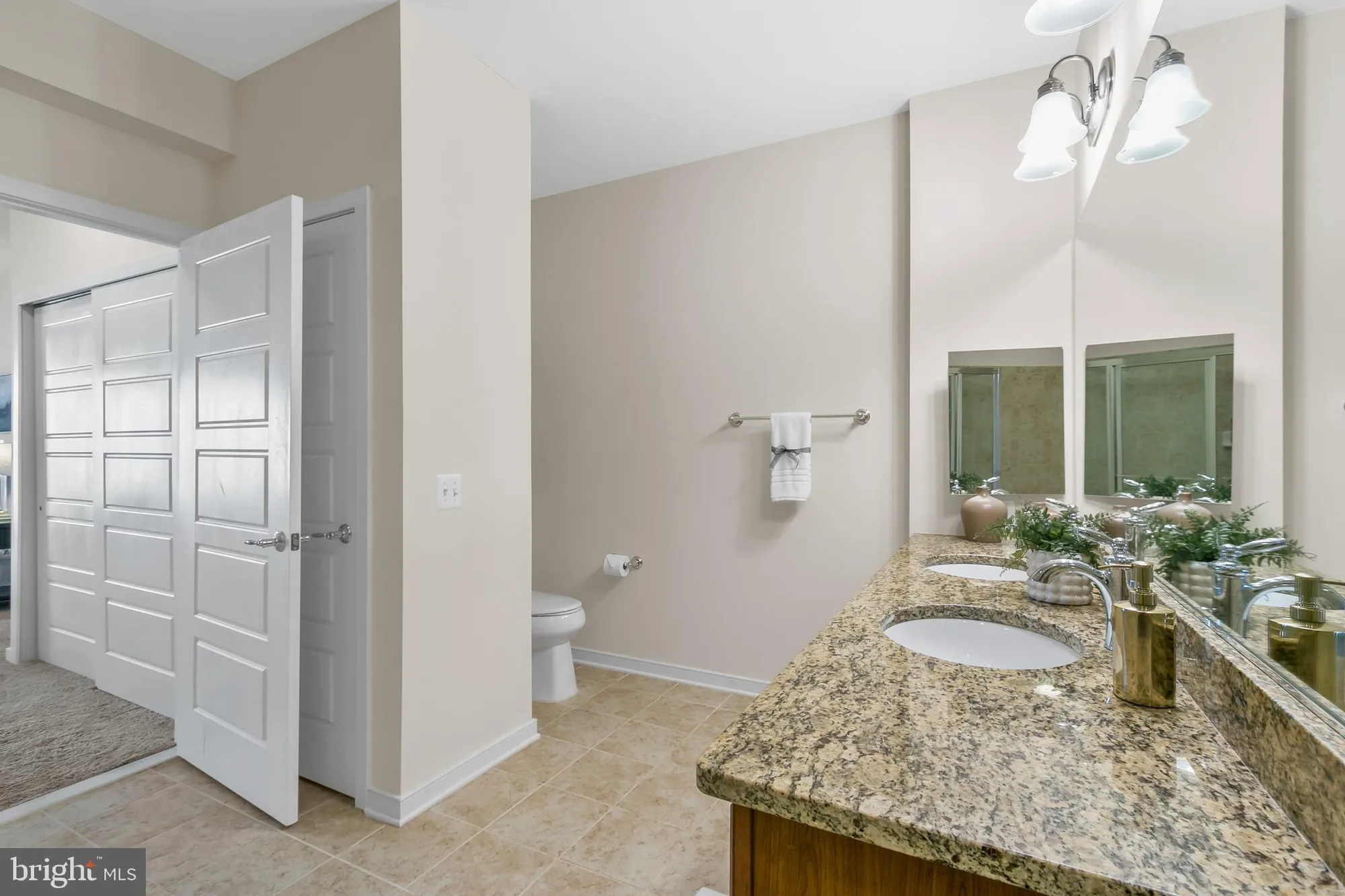 Property Slideshow image 39 of 94 | 8970 fascination ct apt 315, Lorton, VA, 22079