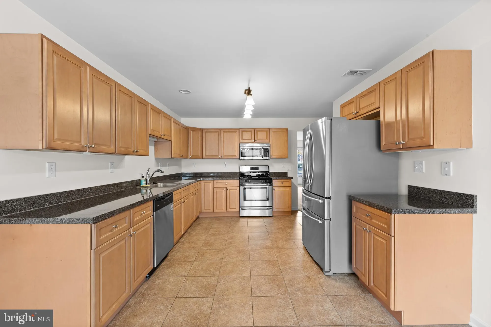 Property Slideshow image 18 of 23 | 1536 glasgow st 80, Pottstown, PA, 19464