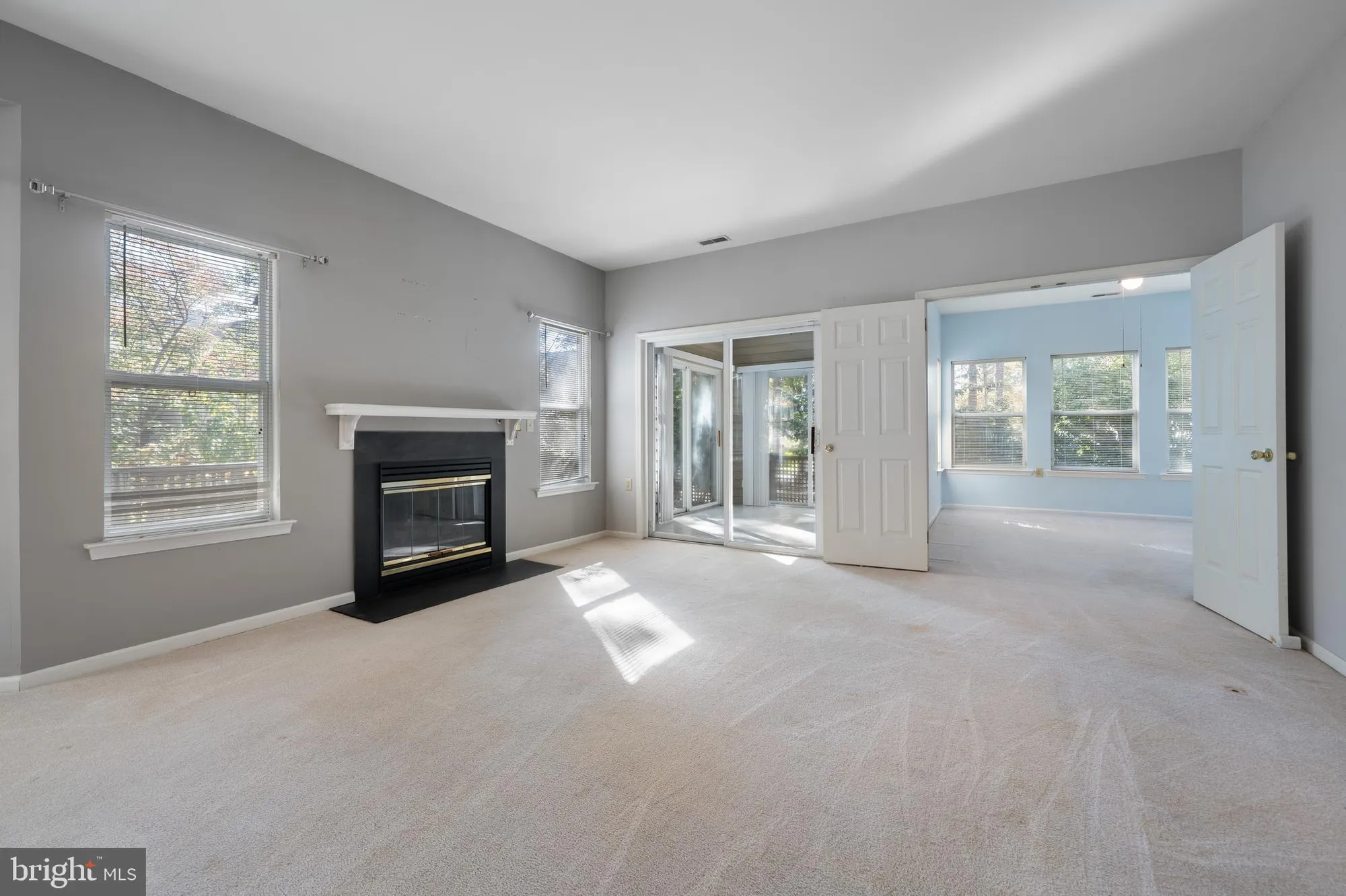 Property Slideshow image 12 of 36 | 16 newport rd, Manahawkin, NJ, 08050