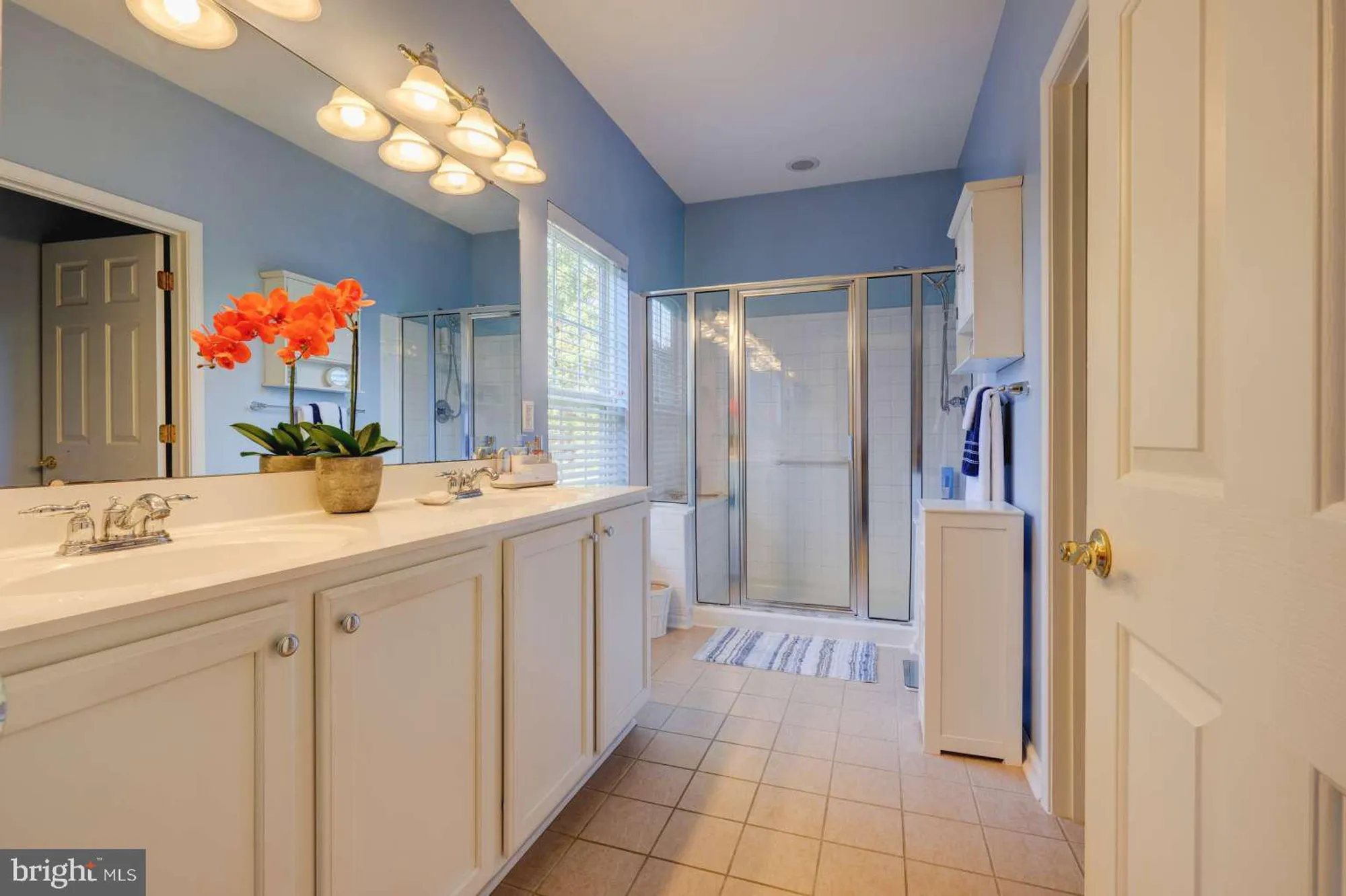 Property Slideshow image 21 of 30 | 172 hearthstone dr, Berlin, NJ, 08009