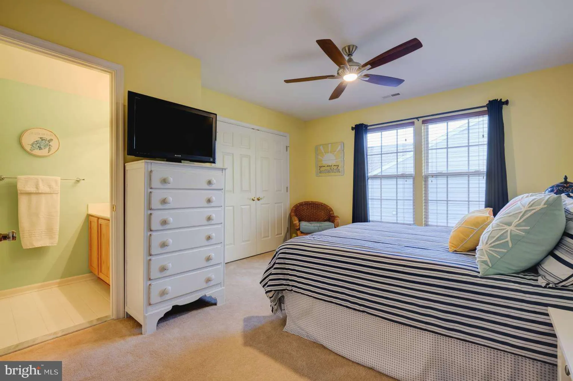 Property Slideshow image 26 of 30 | 172 hearthstone dr, Berlin, NJ, 08009