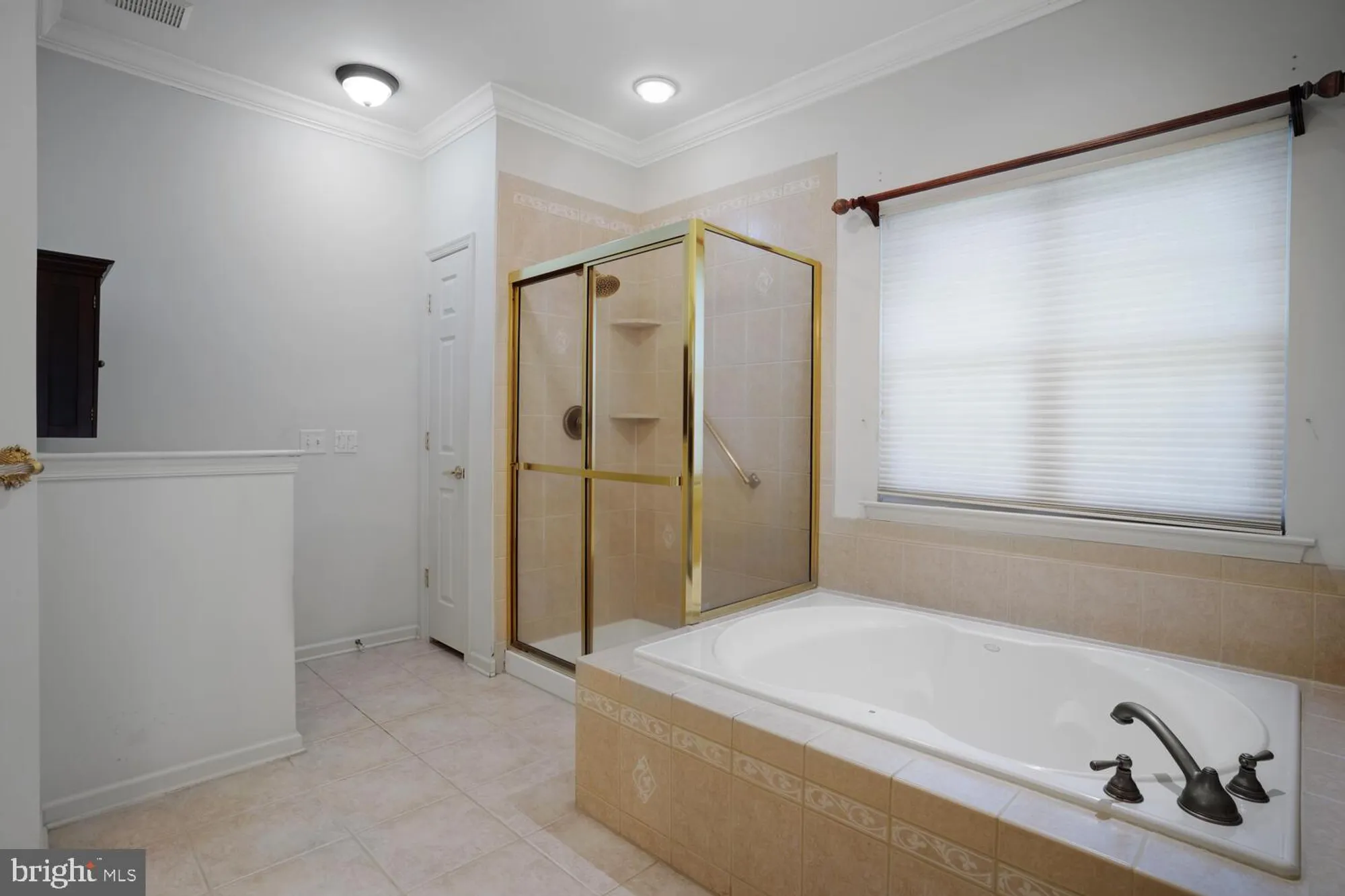 Property Slideshow image 28 of 45 | 46 belmar blvd, Waretown, NJ, 08758