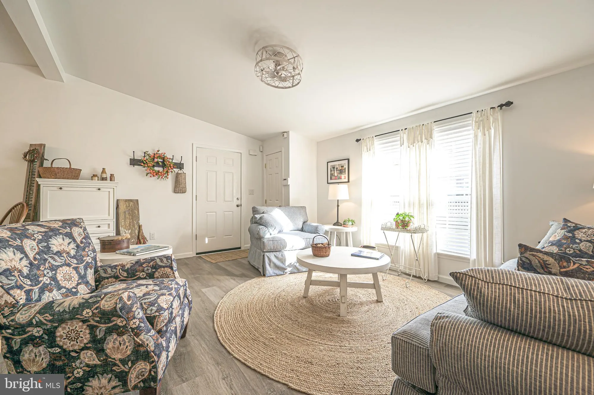 Property Slideshow image 4 of 23 | 94 baltusrol dr, Mays Landing, NJ, 08330