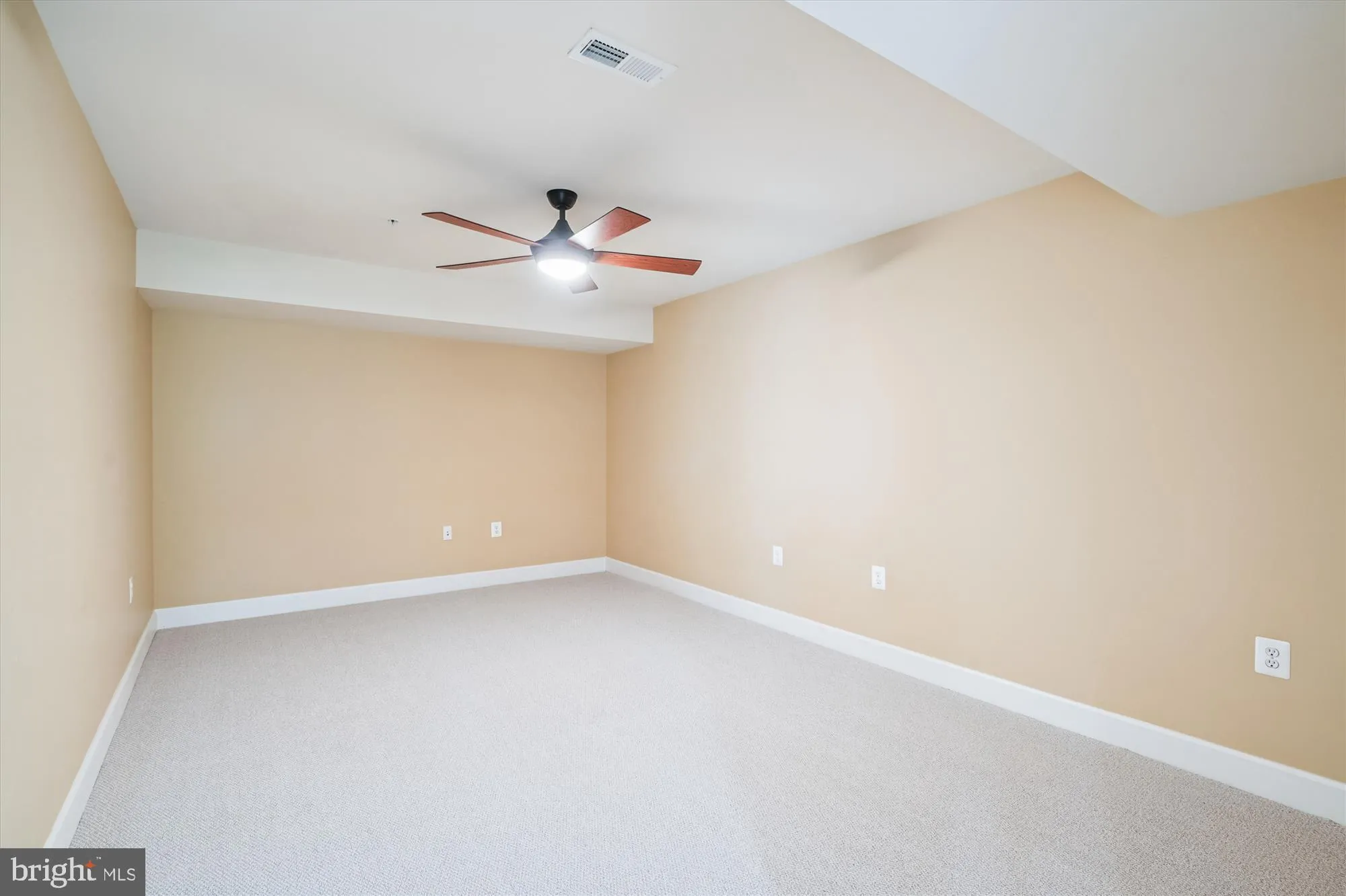 Property Slideshow image 32 of 54 | 9 montera ave, Fredericksburg, VA, 22406