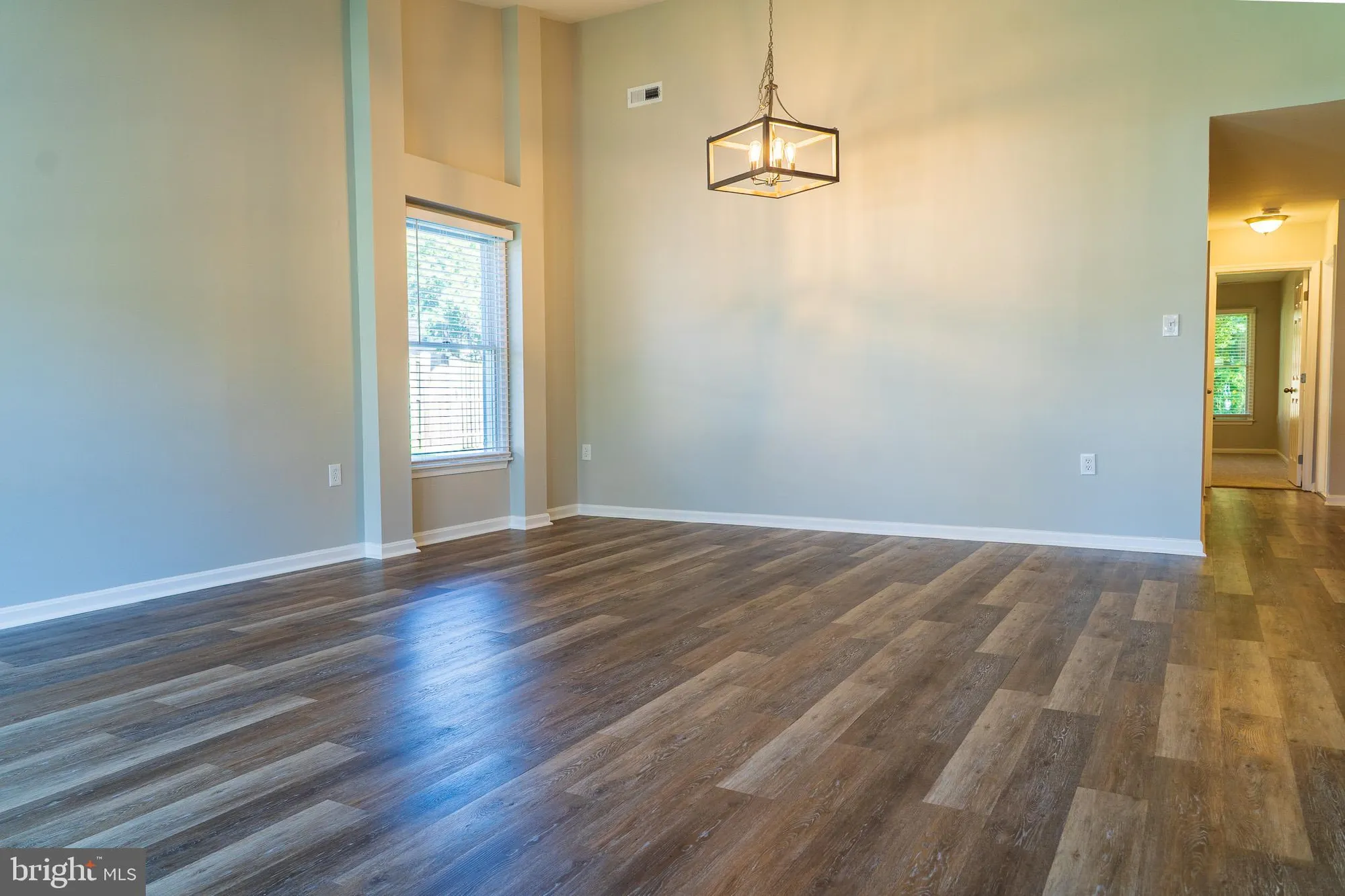 Property Slideshow image 13 of 25 | 1909 marconi cir, Annapolis, MD, 21401