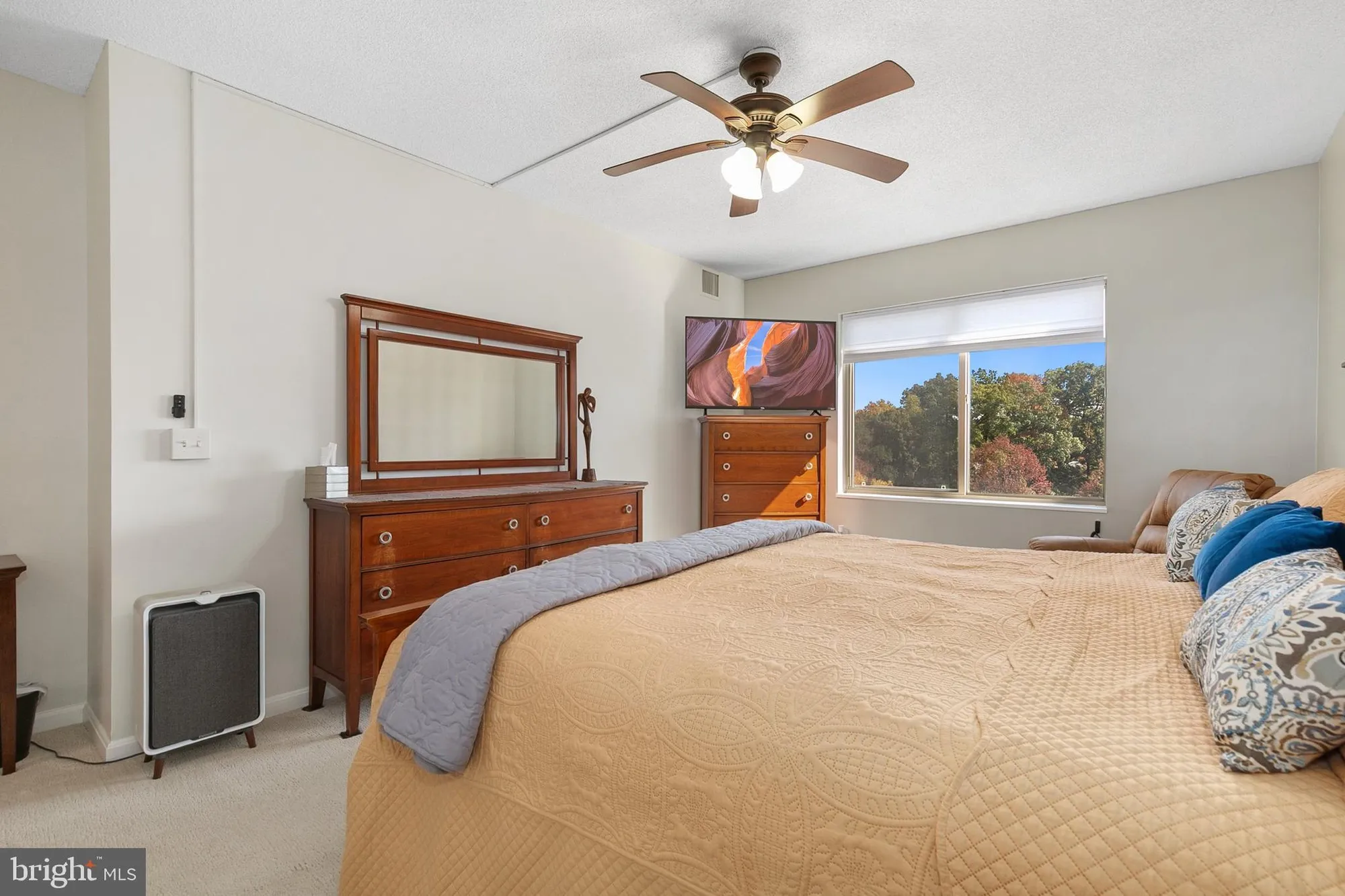 Property Slideshow image 16 of 37 | 3200 n leisure world blvd 407, Silver Spring, MD, 20906