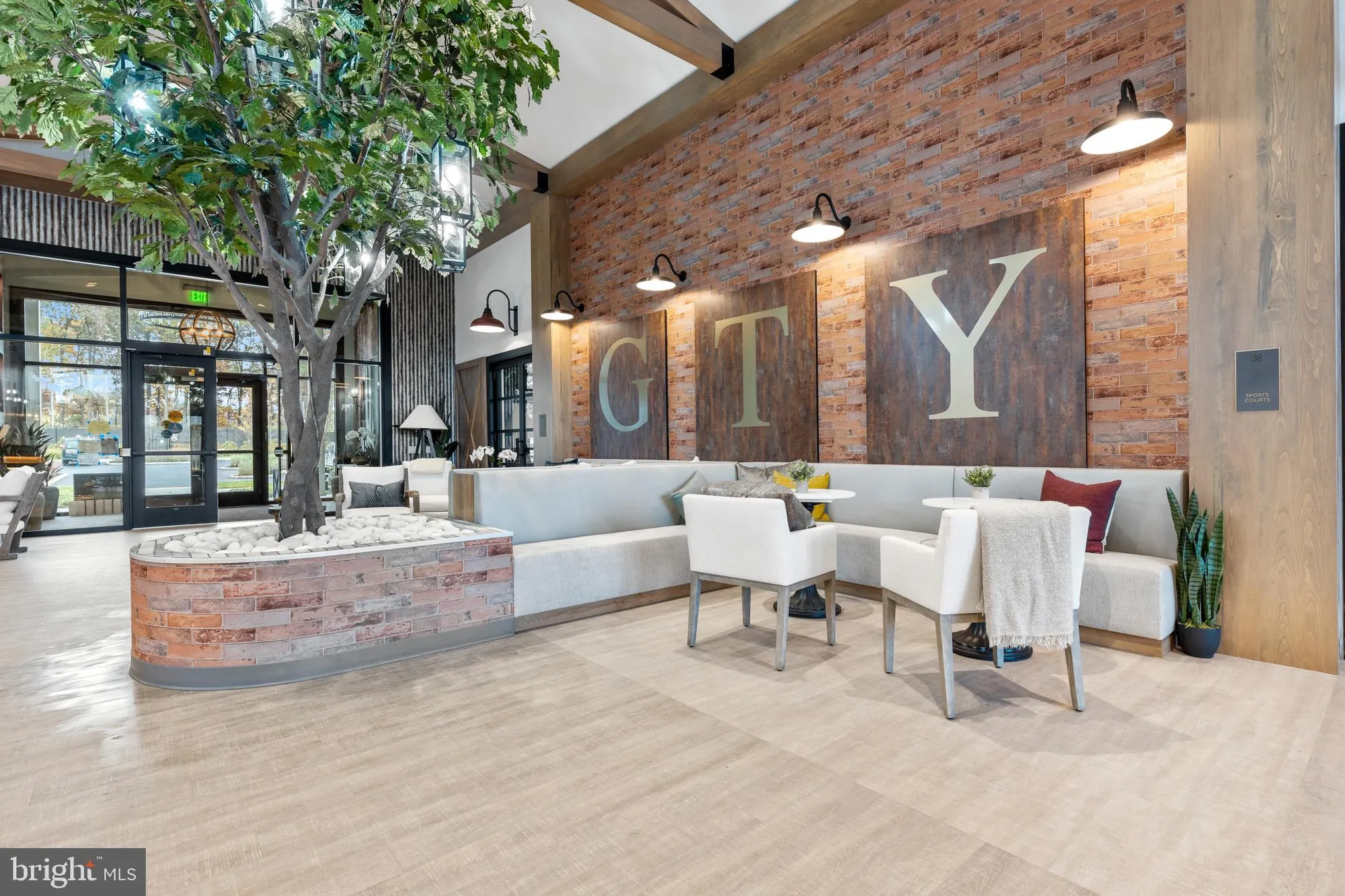 Property Slideshow image 17 of 36 | 154 grand overlook dr, Gettysburg, PA, 17325