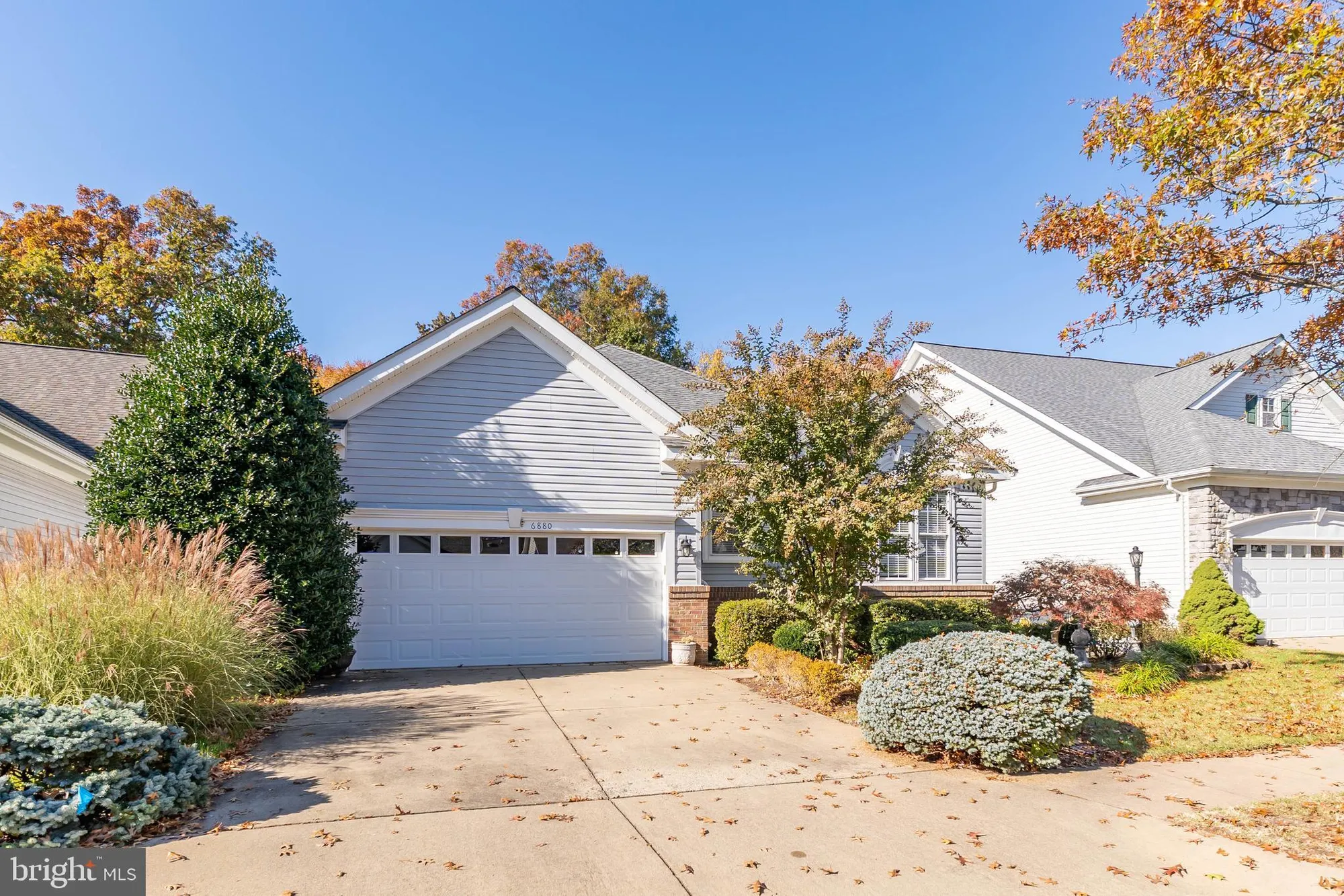 Property Slideshow image 2 of 55 | 6880 saddle run way, Gainesville, VA, 20155