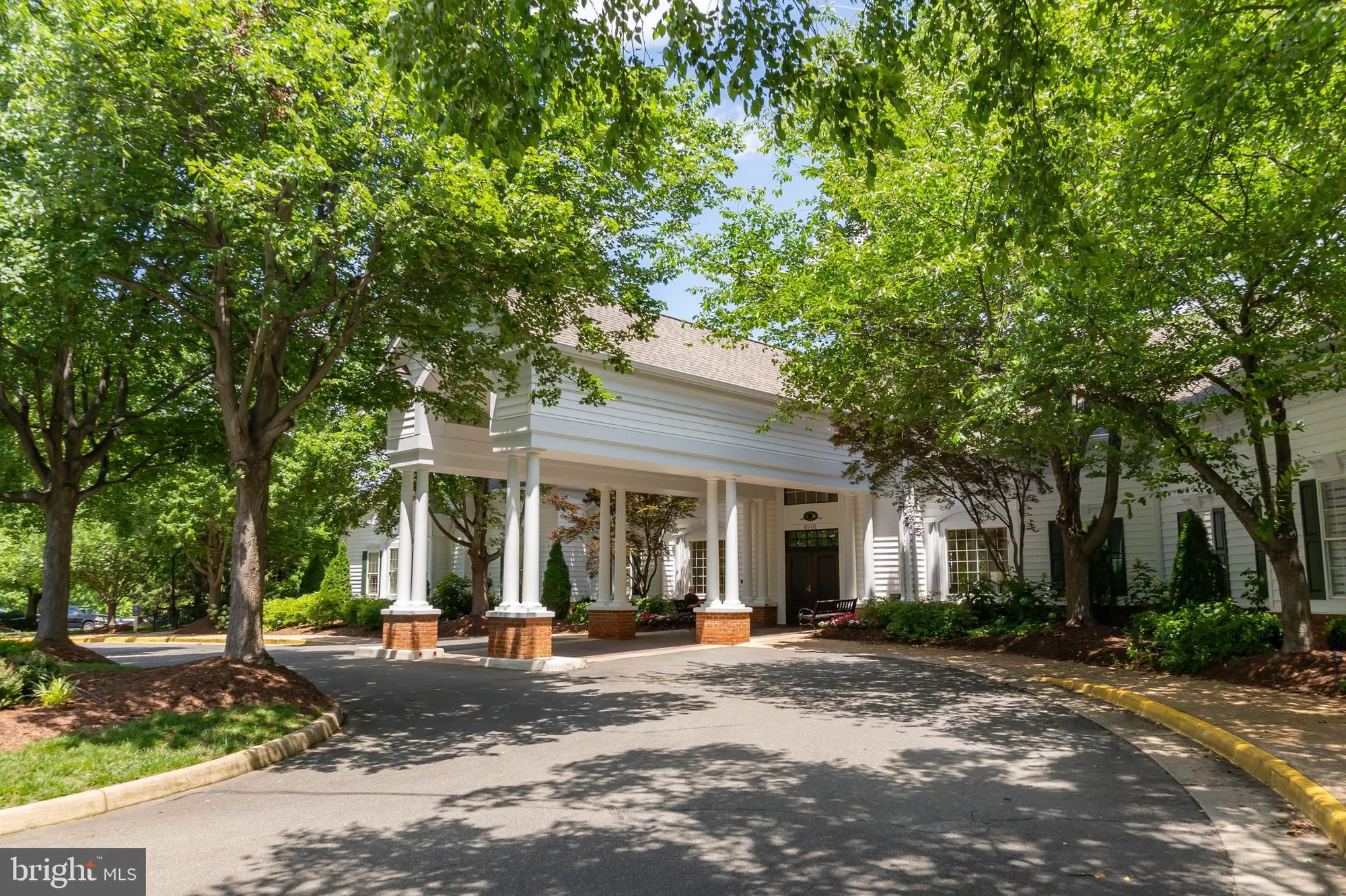 Property Slideshow image 34 of 55 | 6880 saddle run way, Gainesville, VA, 20155