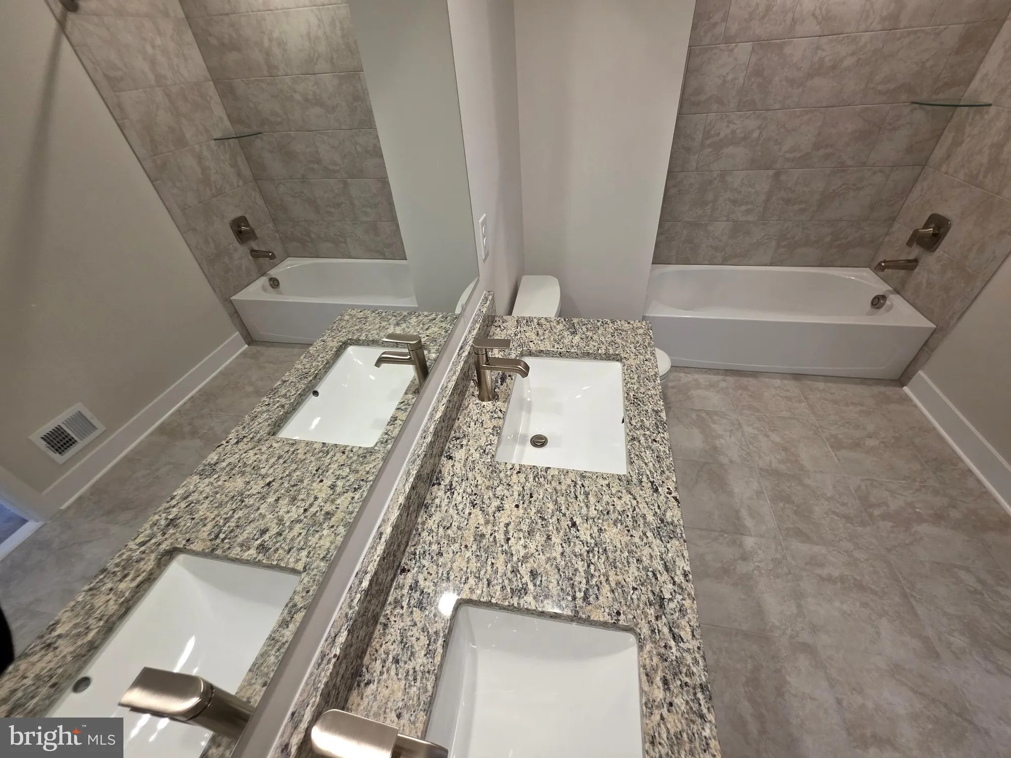 Property Slideshow image 26 of 38 | 1354 crested wood dr dr, Laurel, MD, 20724