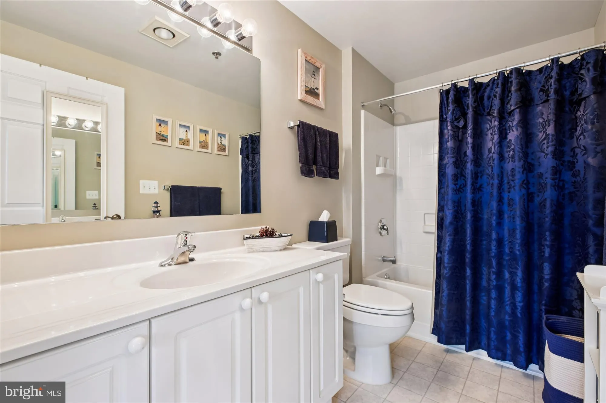 Property Slideshow image 21 of 70 | 2901 s leisure world blvd 304, Silver Spring, MD, 20906