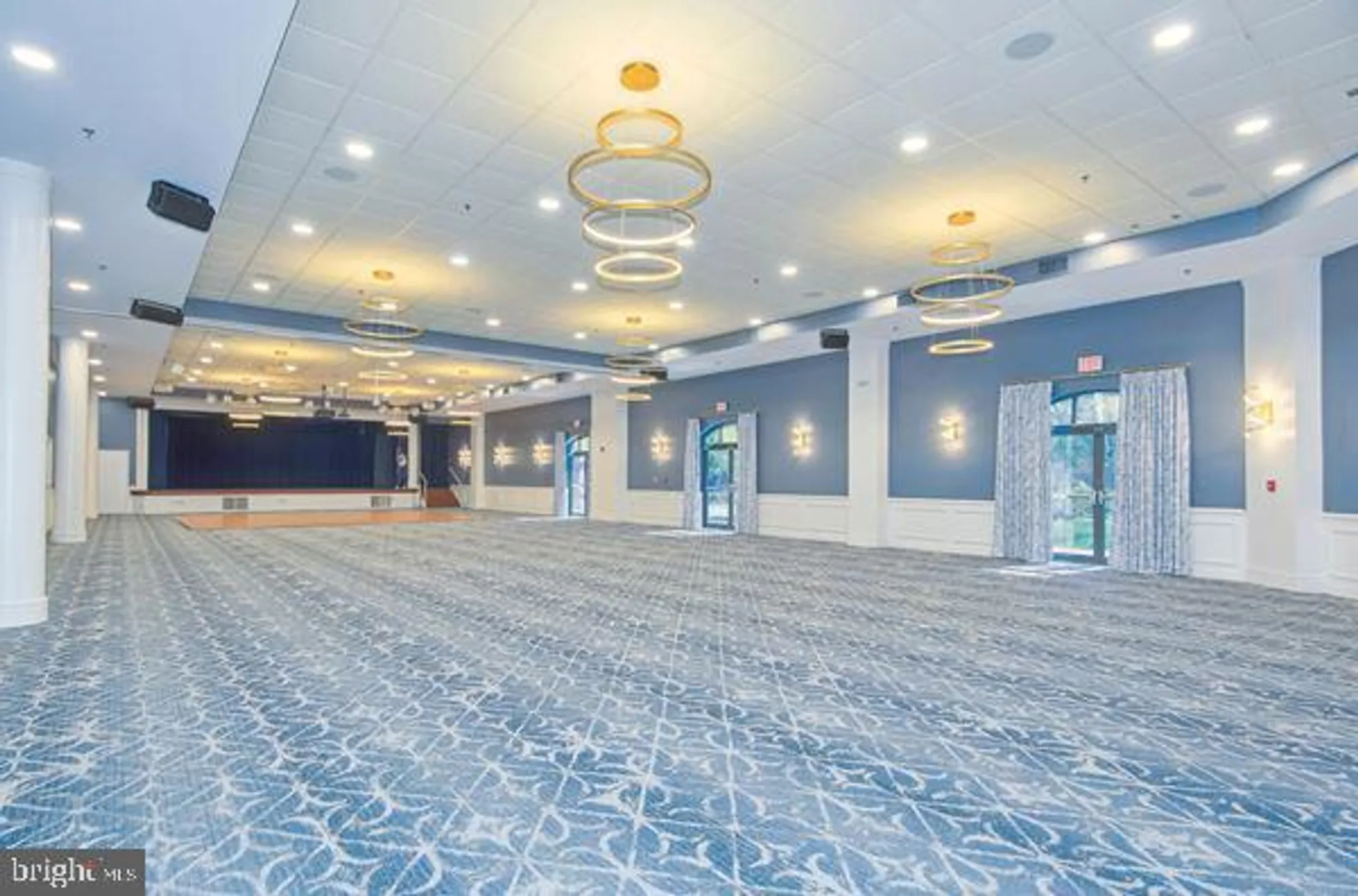 Property Slideshow image 40 of 80 | 19385 cypress ridge ter unit 907, Leesburg, VA, 20176