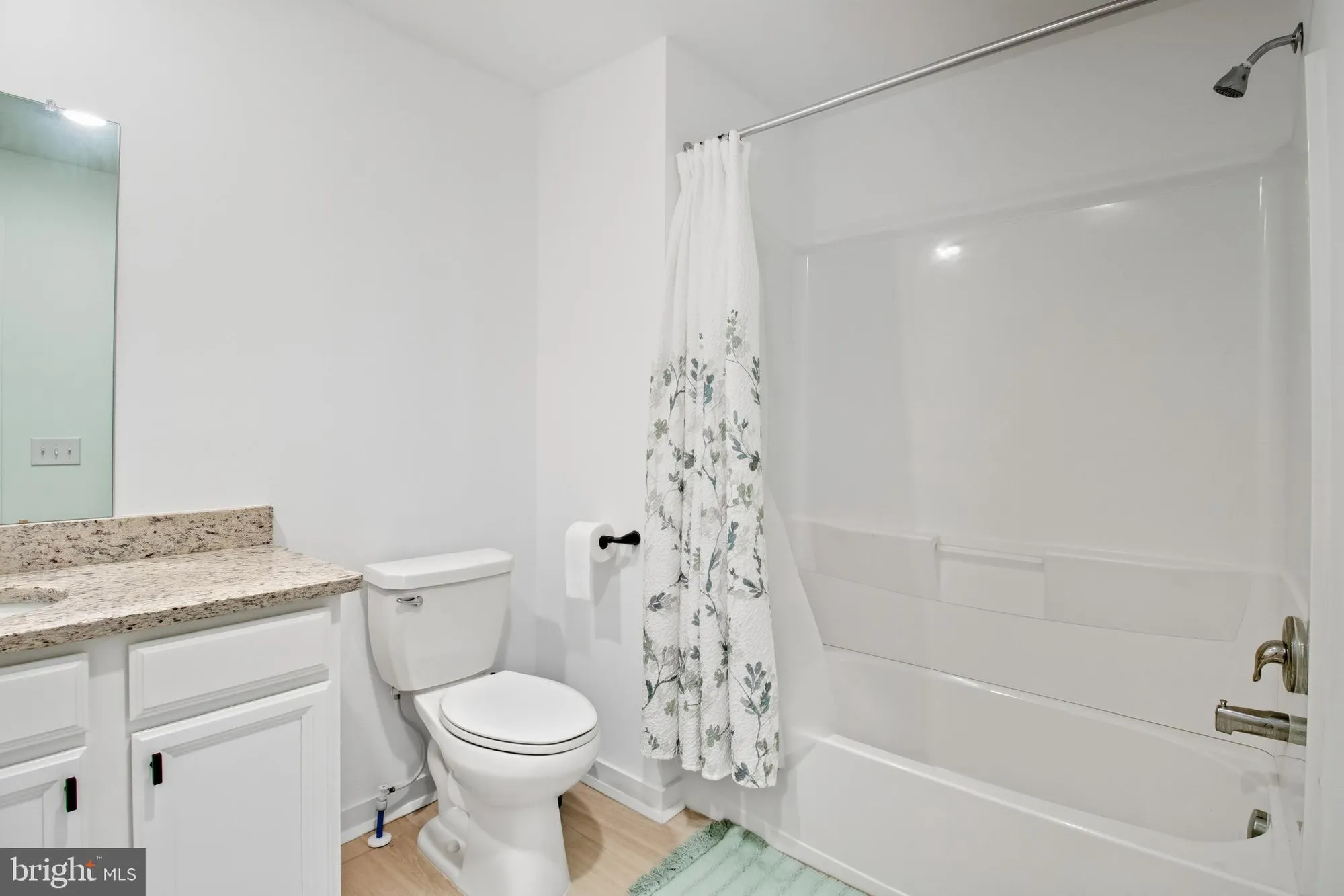 Property Slideshow image 21 of 38 | 21 nature way, Eastampton, NJ, 08060