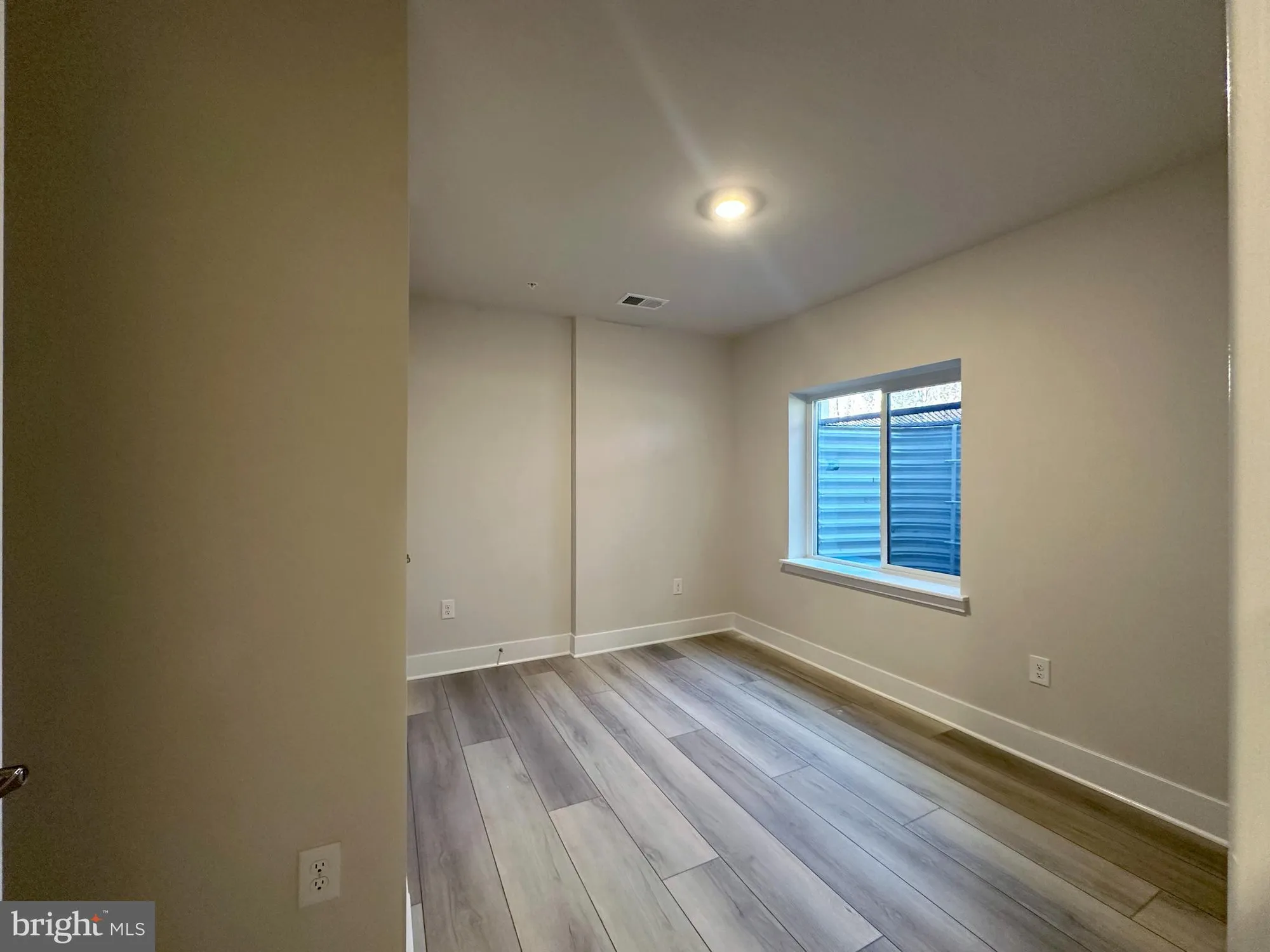 Property Slideshow image 6 of 42 | 1202 crested wood dr, Laurel, MD, 20724