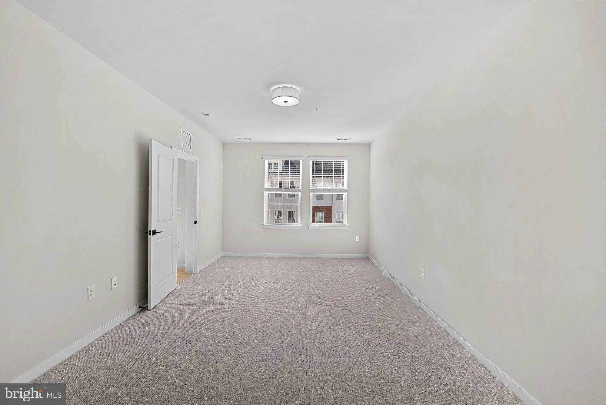 Property Slideshow image 23 of 44 | 750 mount airy ter ne unit 304, Leesburg, VA, 20176