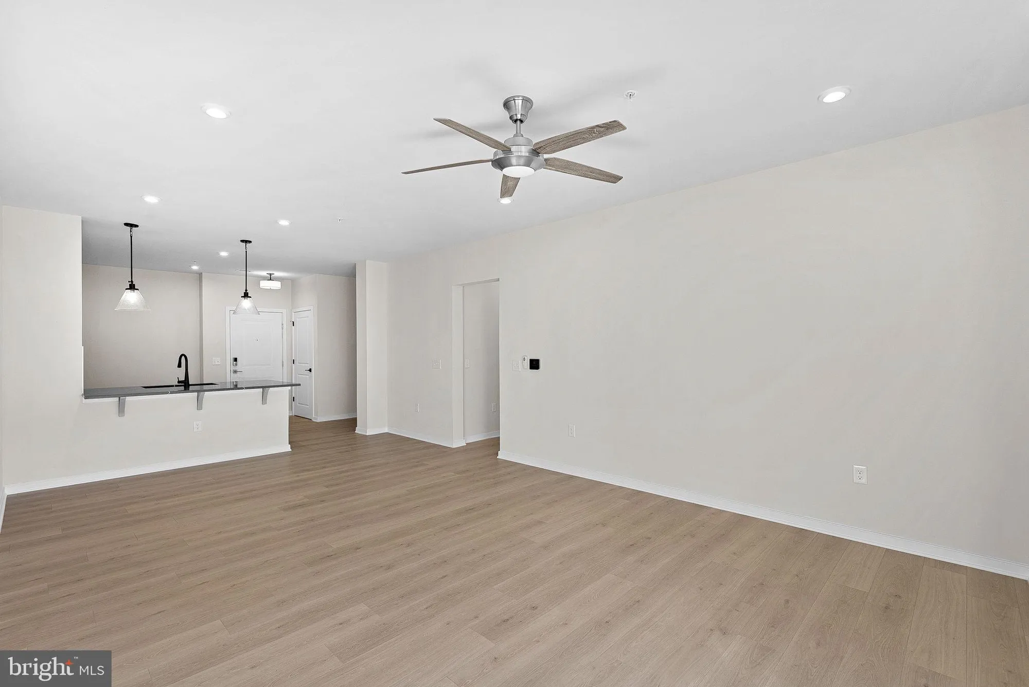 Property Slideshow image 34 of 44 | 750 mount airy ter ne unit 304, Leesburg, VA, 20176