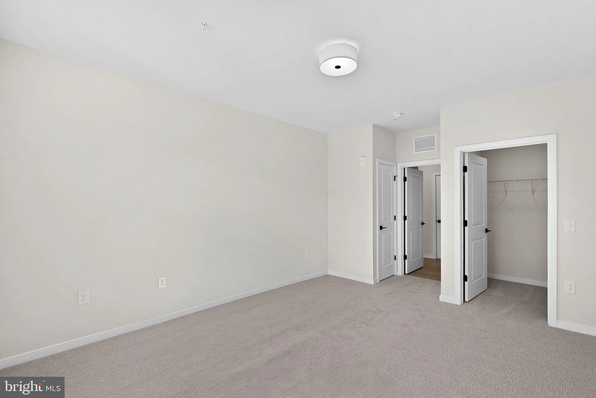 Property Slideshow image 27 of 44 | 750 mount airy ter ne unit 304, Leesburg, VA, 20176