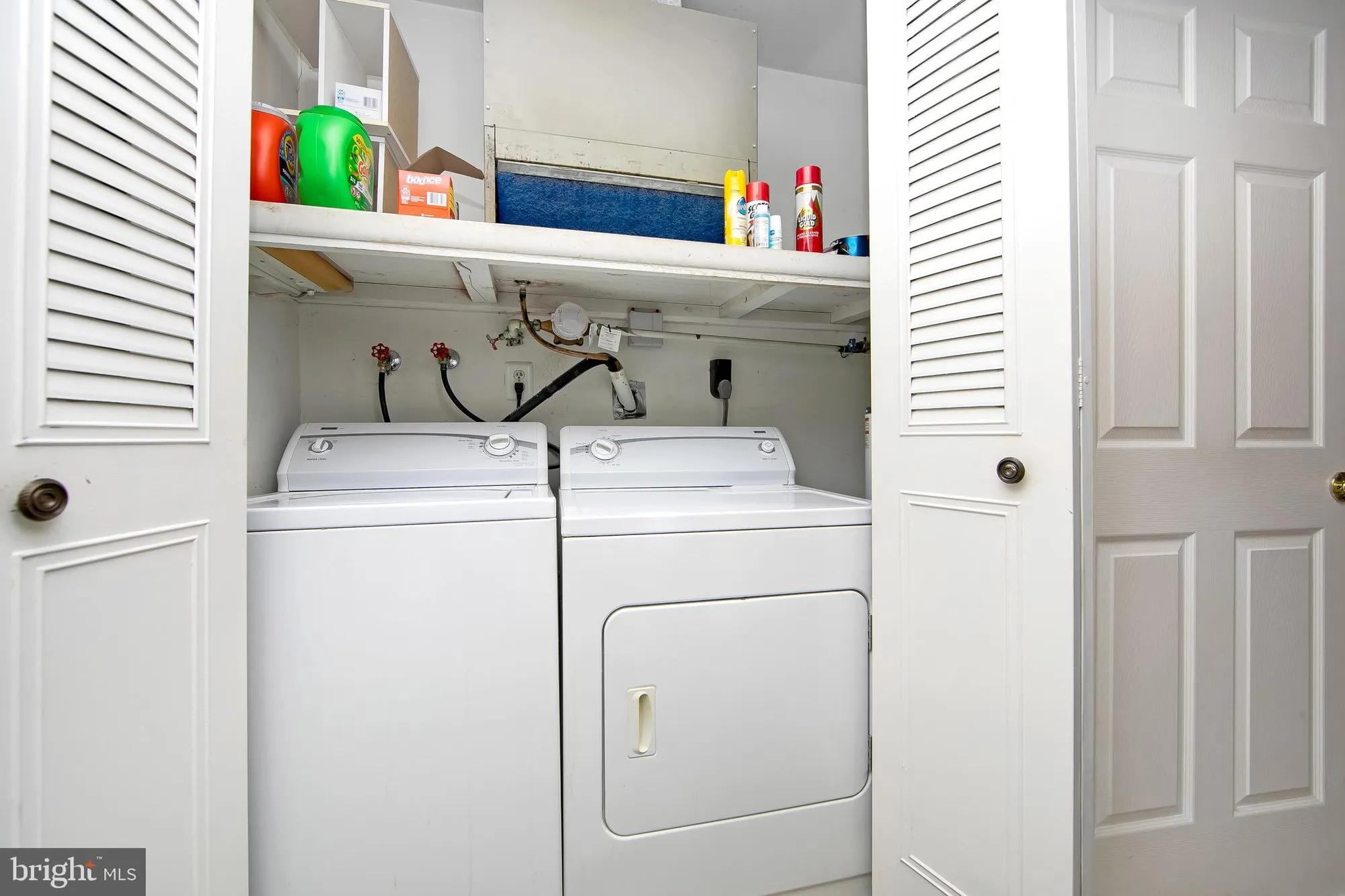 Property Slideshow image 17 of 28 | 47 chatham pl, Southampton, NJ, 08088