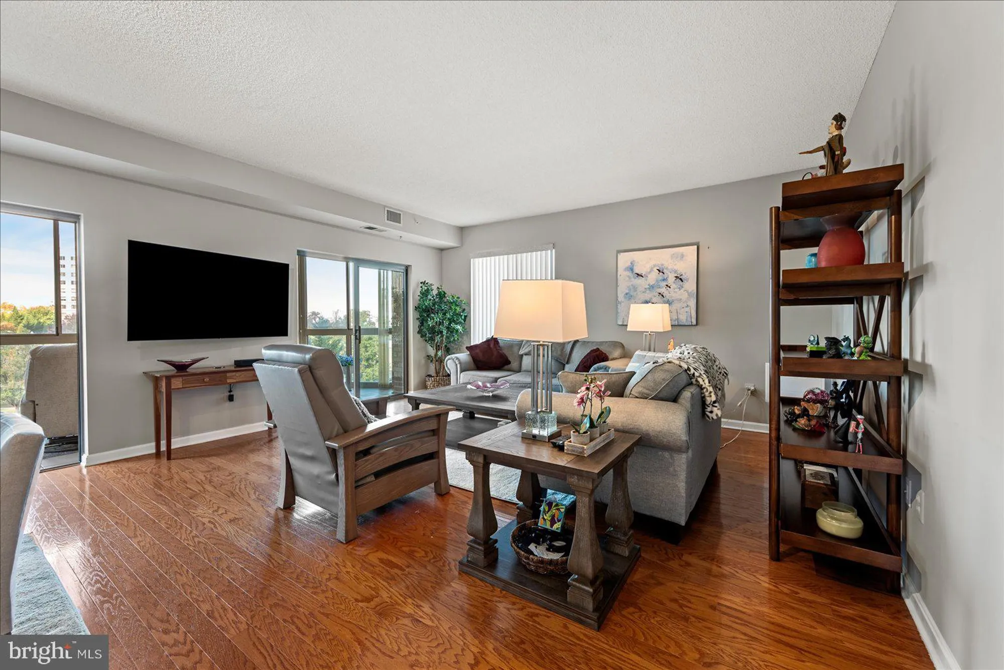 Property Slideshow image 4 of 44 | 19375 cypress ridge ter 207, Leesburg, VA, 20176