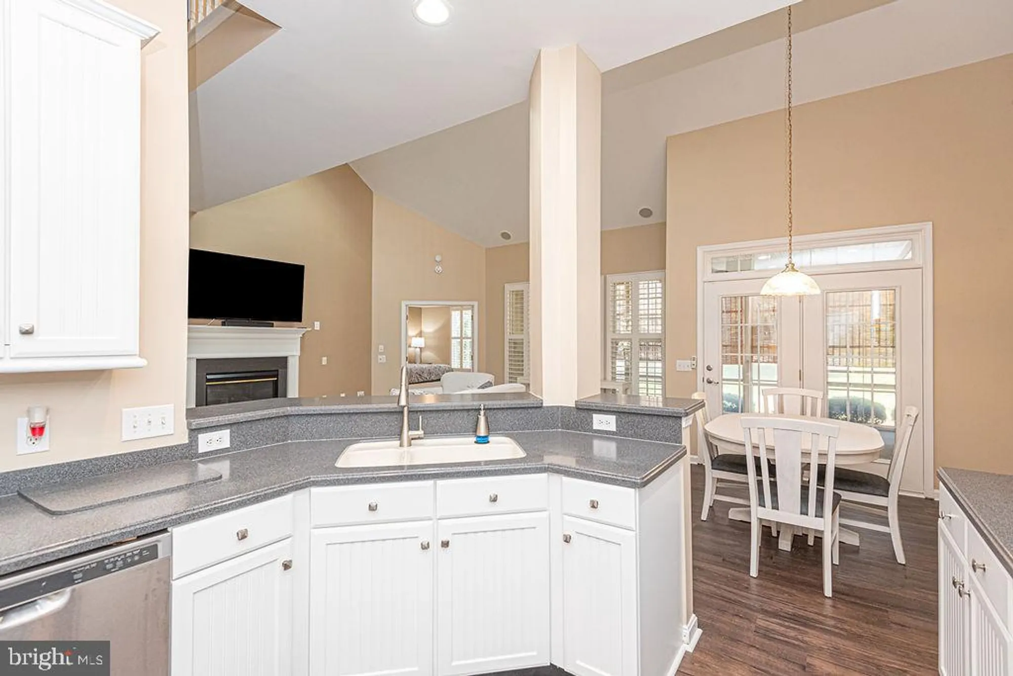 Property Slideshow image 18 of 73 | 8 long point ct, Ocean Pines, MD, 21811