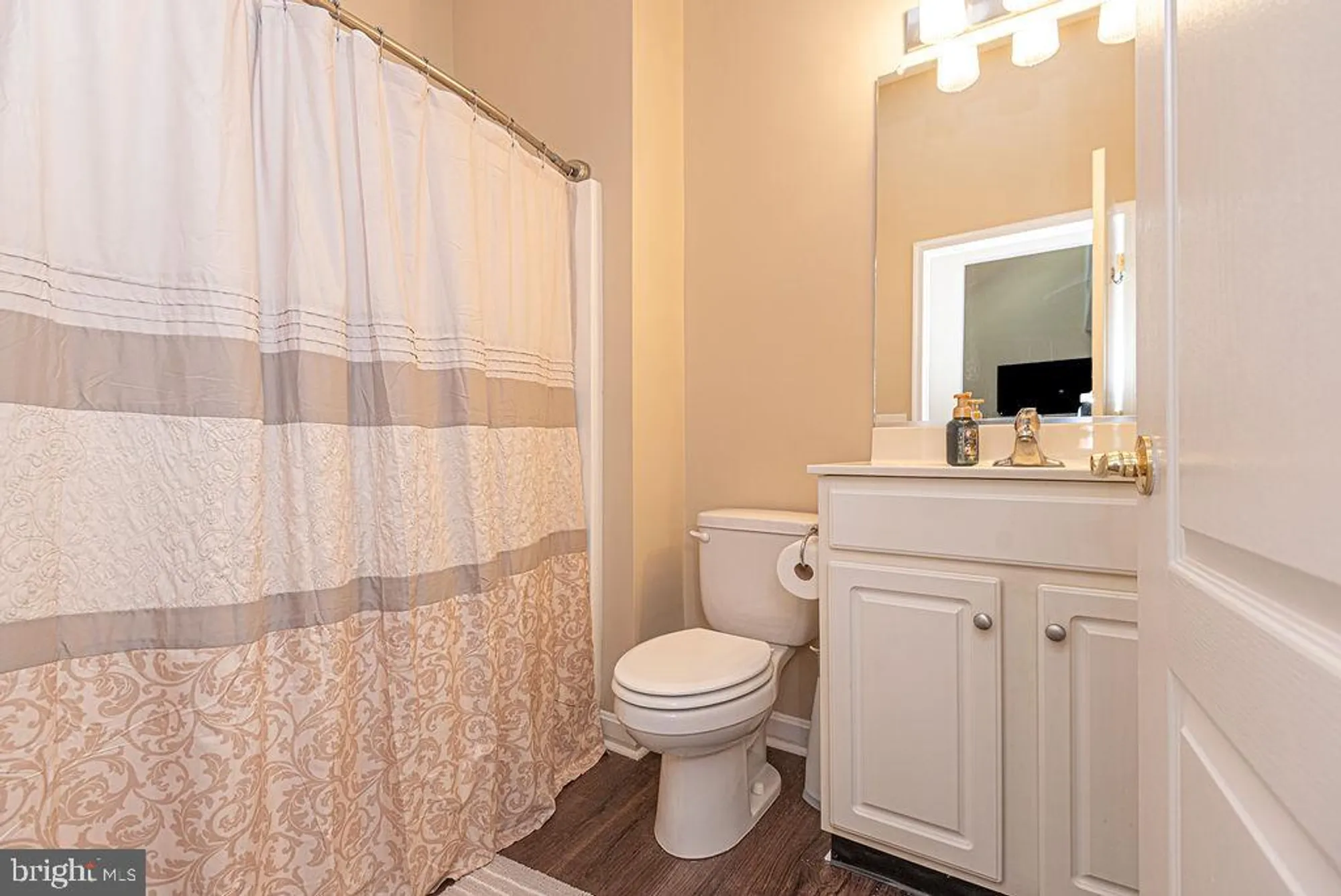 Property Slideshow image 37 of 73 | 8 long point ct, Ocean Pines, MD, 21811
