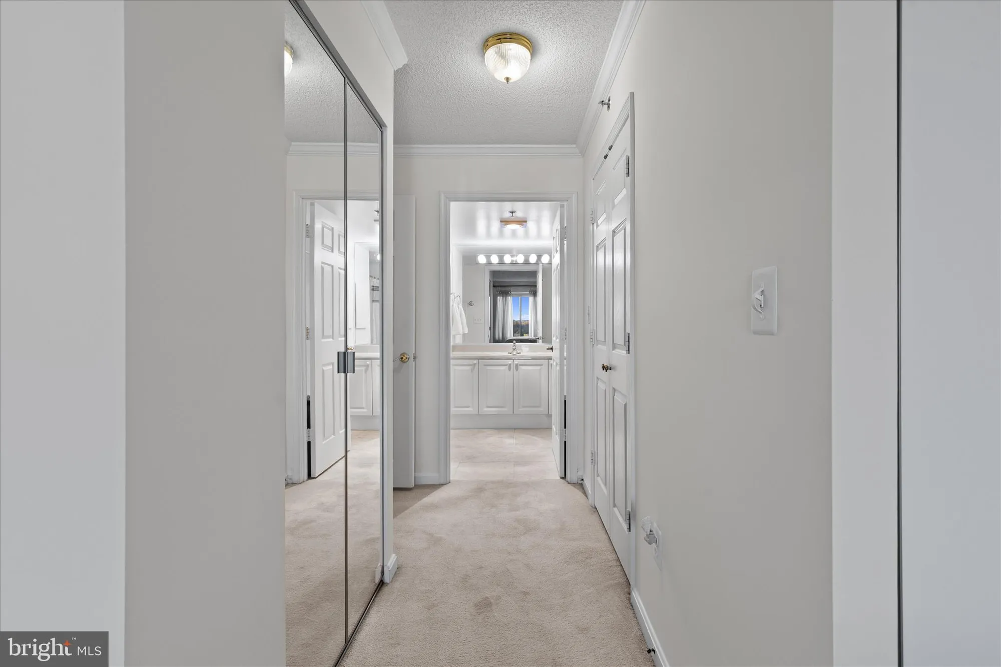 Property Slideshow image 27 of 80 | 19385 cypress ridge ter unit 907, Leesburg, VA, 20176