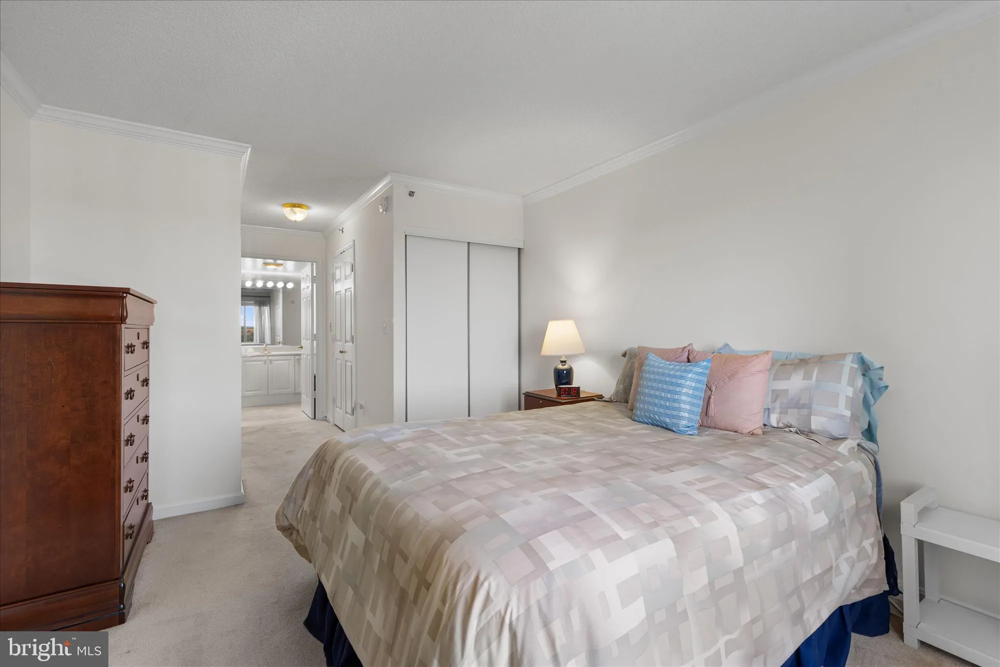 Property Slideshow image 26 of 80 | 19385 cypress ridge ter unit 907, Leesburg, VA, 20176