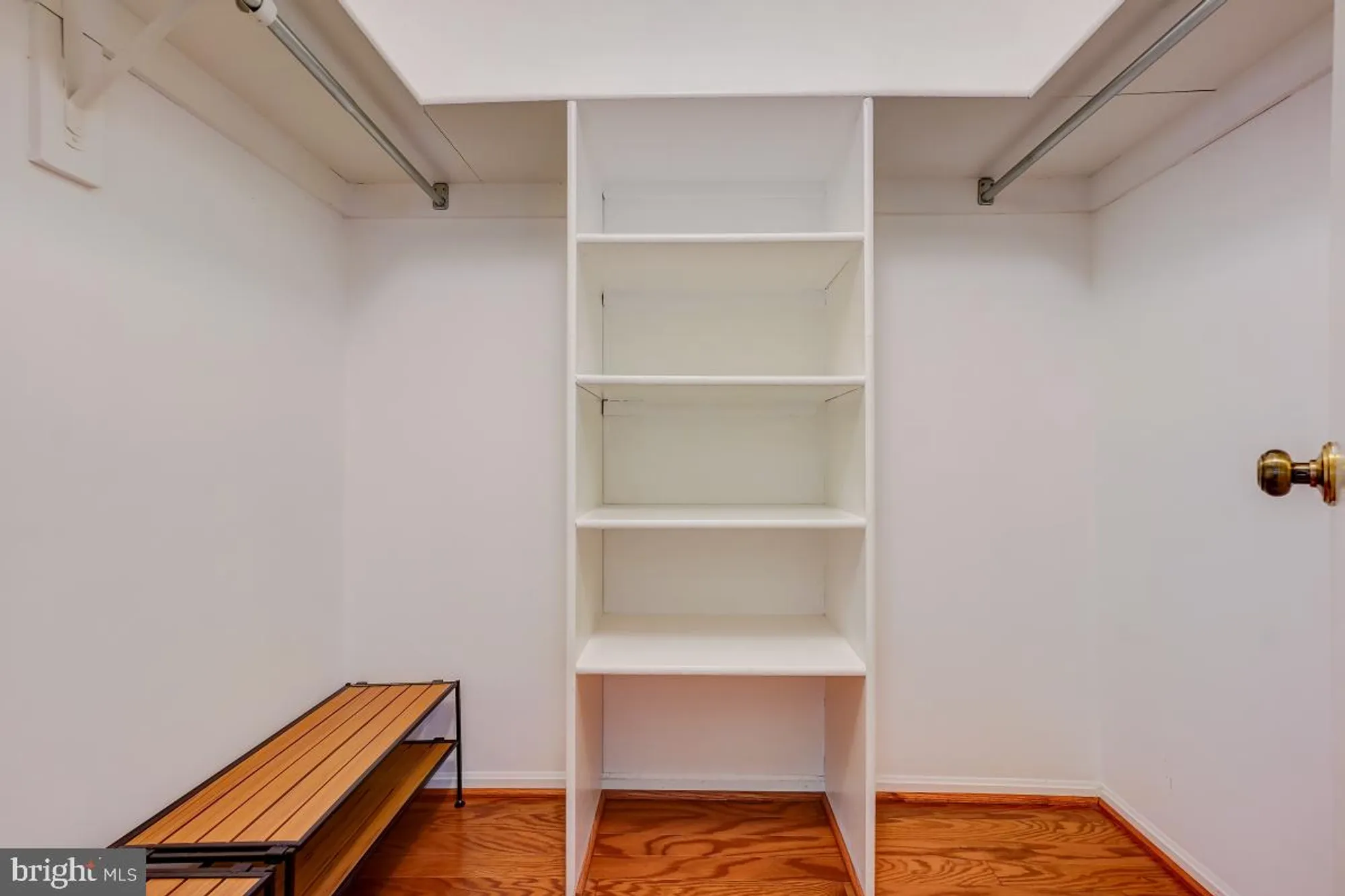 Property Slideshow image 24 of 33 | 15101 interlachen dr 1-625, Silver Spring, MD, 20906